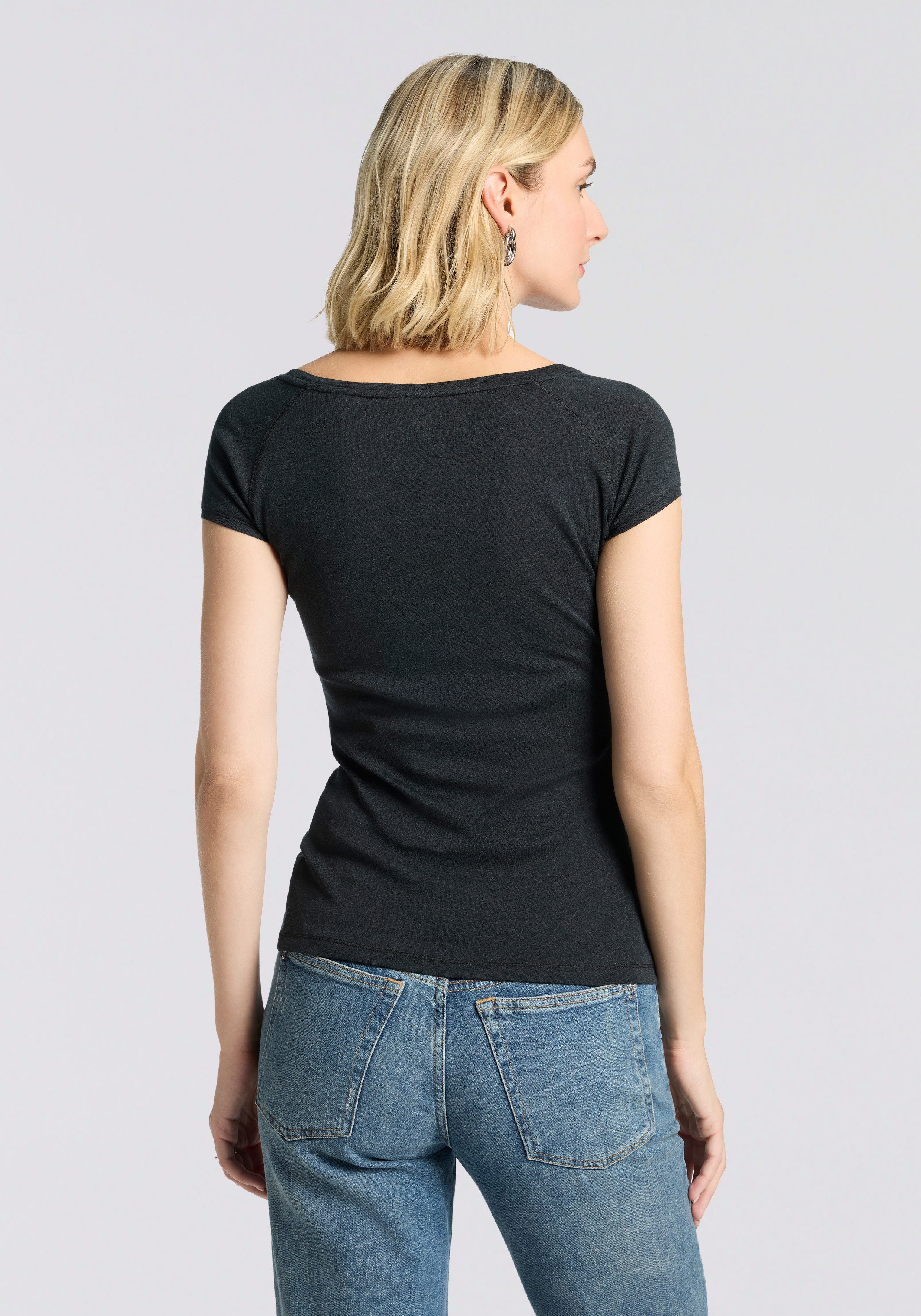 BOSS ORANGE Kurzarmshirt Espia Premium Damenmode in Slim Fit Passform günstig online kaufen