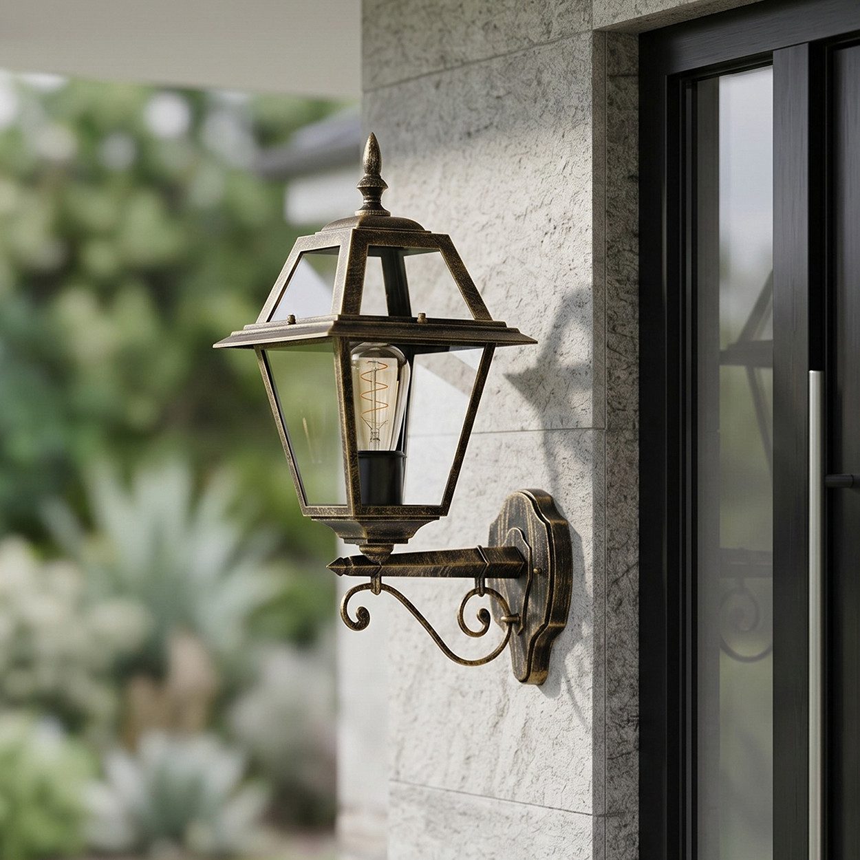 hofstein Außen-Wandleuchte Außenwandlampe aus Metall/Glas in Schwarz/Gold/Klar, ohne Leuchtmittel, Wandleuchte außen im Vintage/Antik/Landhaus-Design, E27, IP44