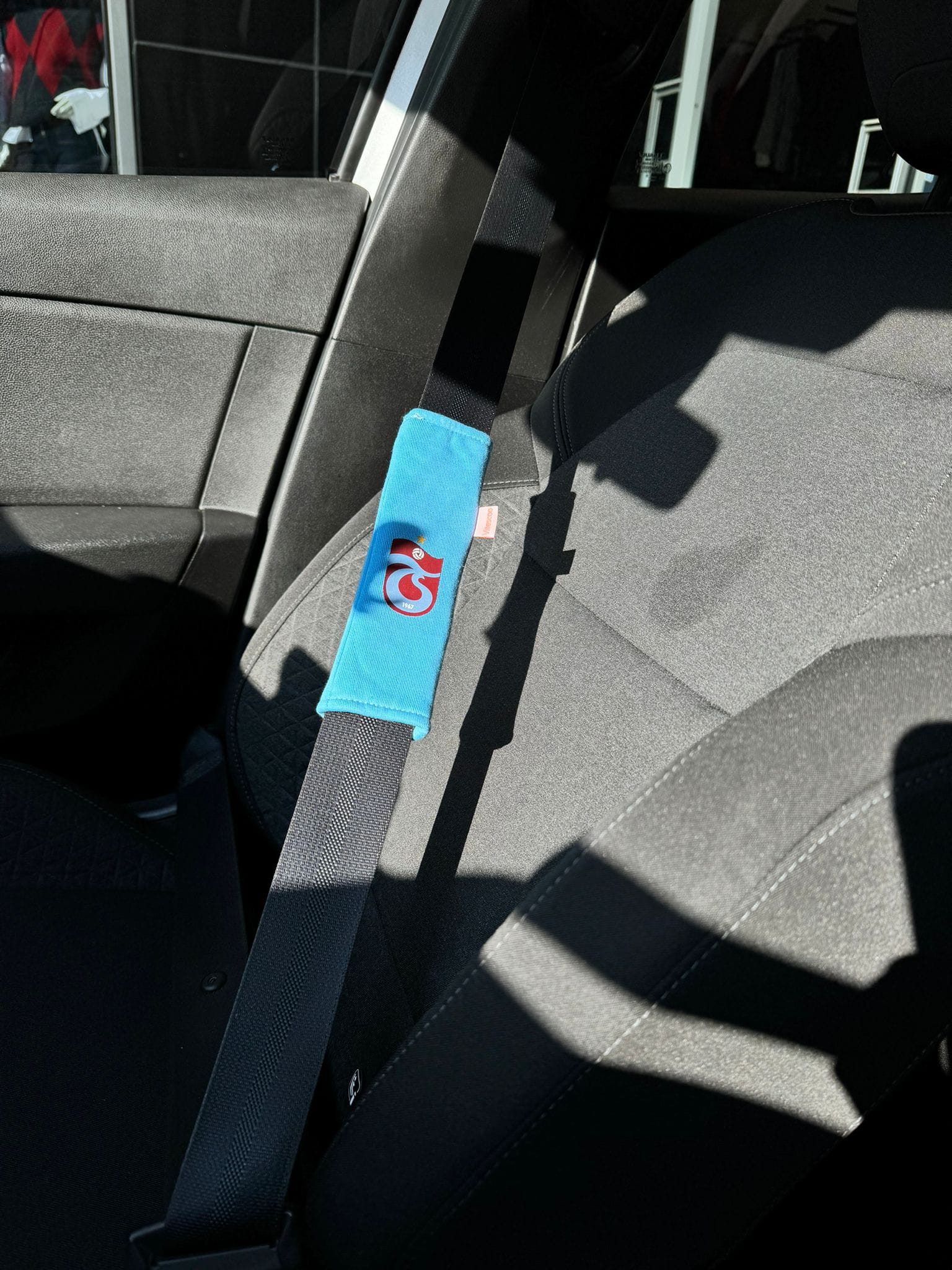 Stelby Gurtpolster Trabzonspor Auto Schulterpolster für Sicherheitsgurt, (einzeln, 2er Set oder 4er Set, 1 St), weiche Polsterung, vielseitig einsetzbar
