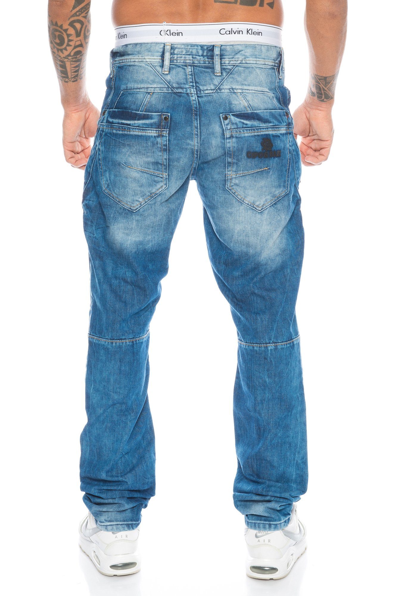 Waschung, Cipo in Reißverschlüssen und mit Big & acht Hose Kleine der Vordertaschen Herren Regular-fit-Jeans Abriebstellen Label Lettern Jeans Baxx