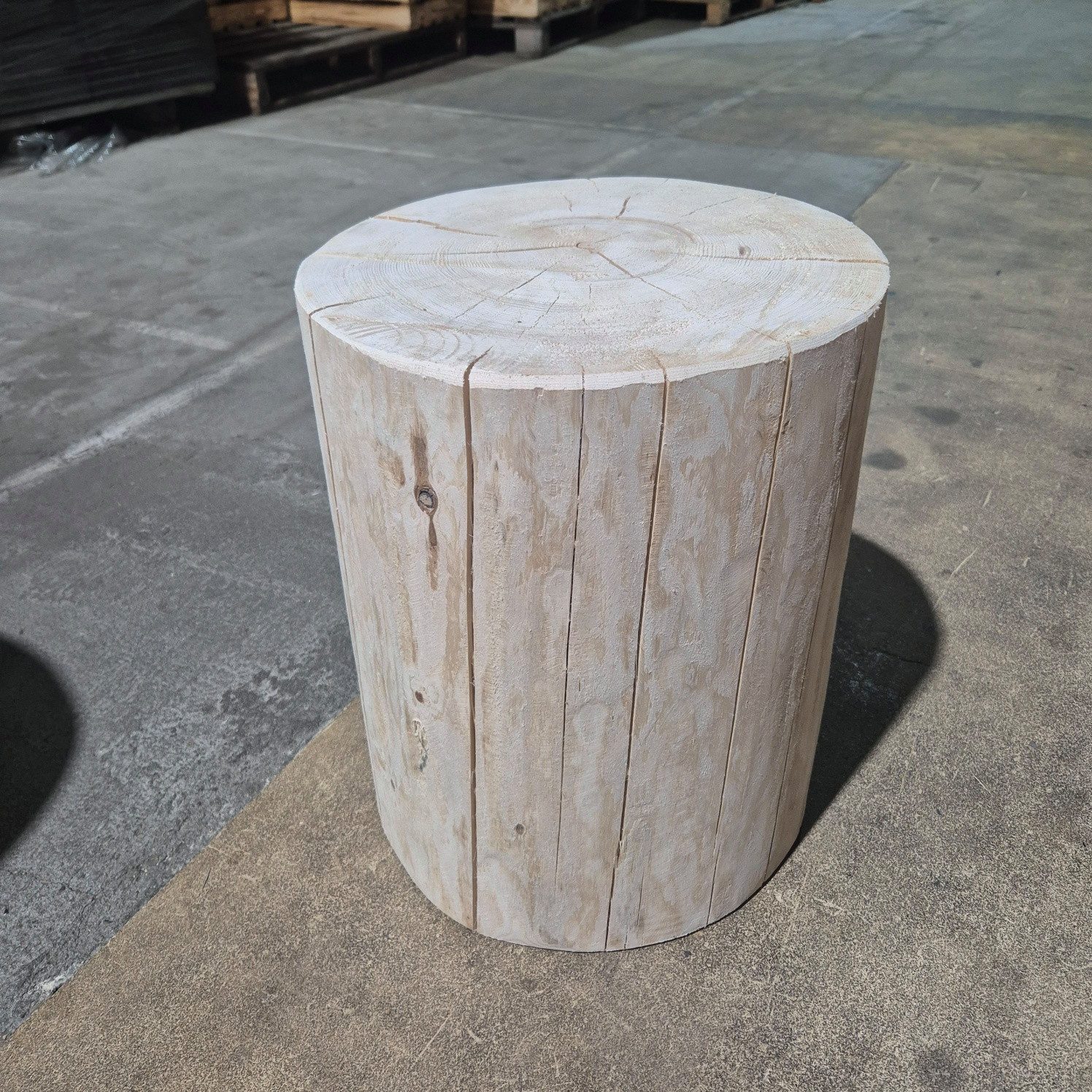 Kistenkolli Altes Land Allzweckkiste grosser Holzstamm Sitzhocker gehobelt günstig online kaufen