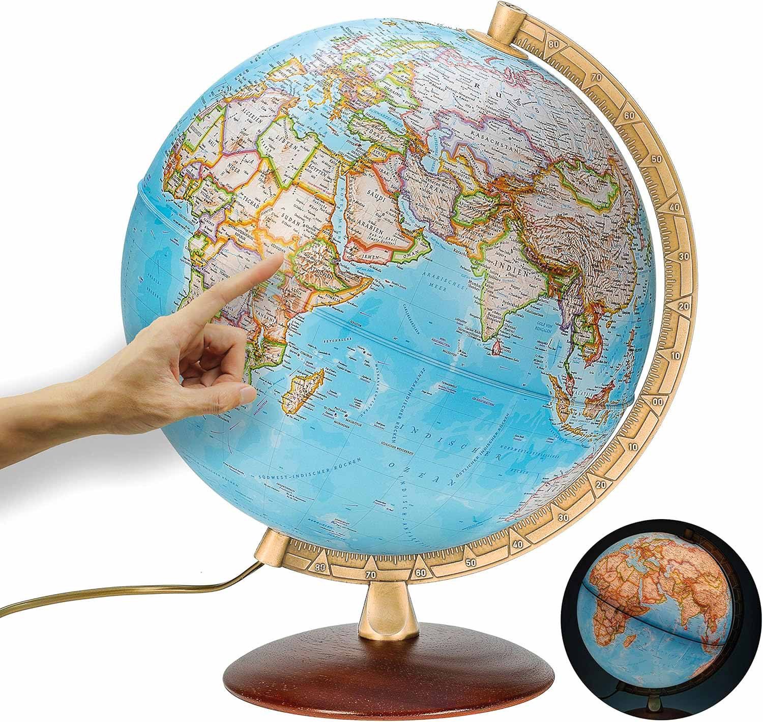 Interkart Landkarten & Globen GmbH Globus National Geographic Leuchtglobus 30 cm mit Holzfuß, Originales National Geographic Kartenbild