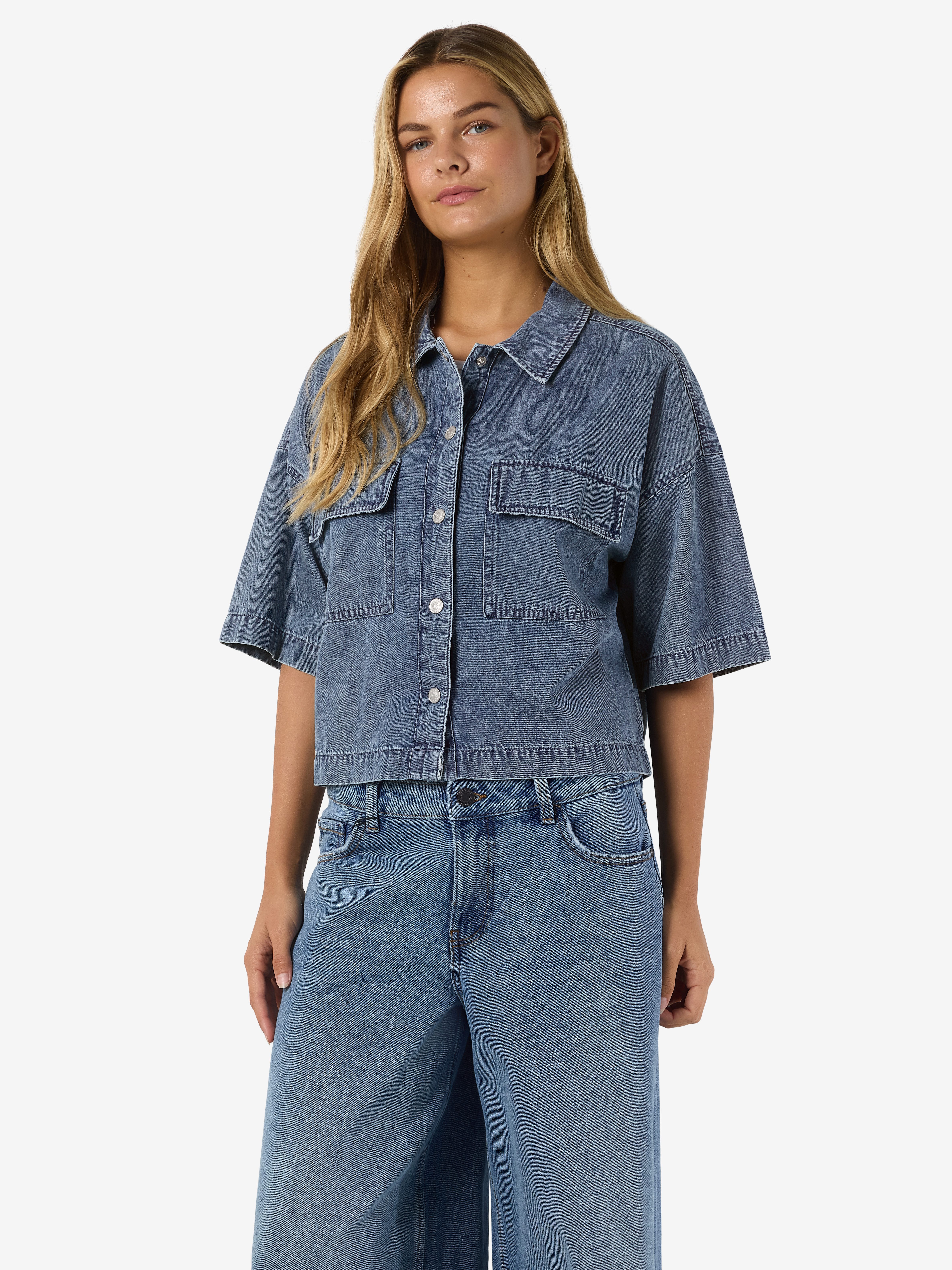Noisy may Jeansbluse NMENZA S/S REG CROP SHIRT MG004MB NOOS