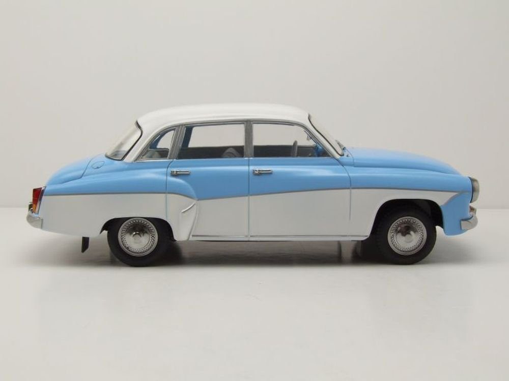MCG Modellauto Wartburg 312 1965 hellblau weiß, Maßstab 1:18