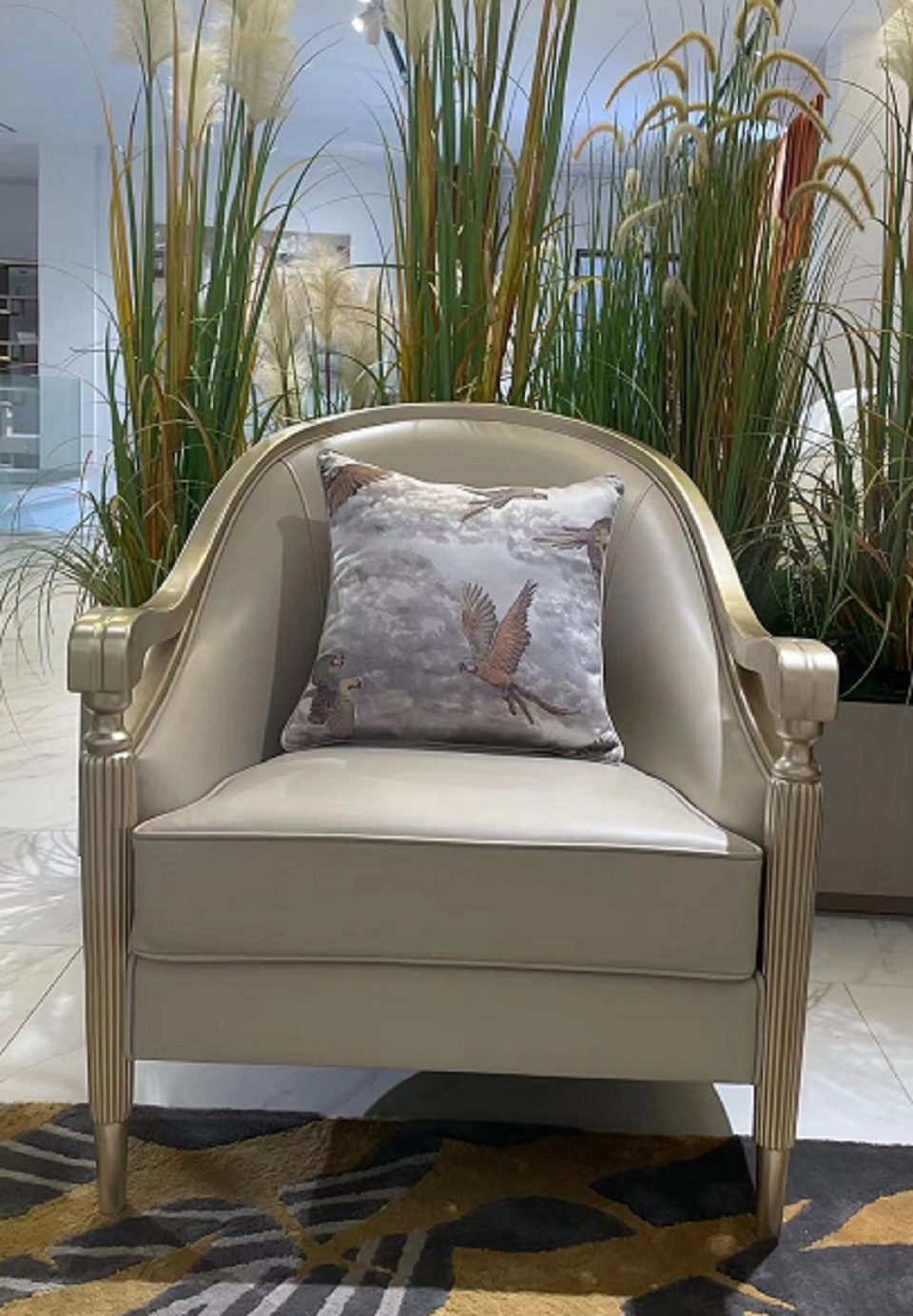 Xlmoebel Loungesessel Königlicher Einzelsessel aus Holz im italienischen Stil (1-St., Sessel), Hergestellt in Europa