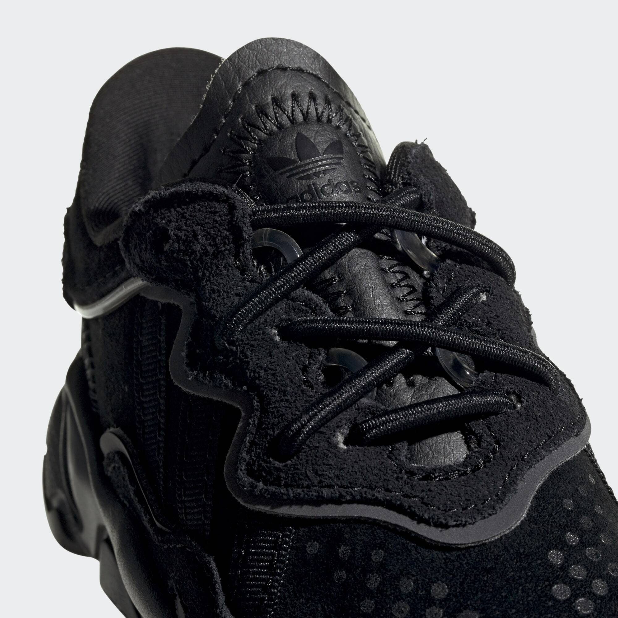 / SCHUH Night Black Black Metallic adidas Core OZWEEGO Core Originals Sneaker /