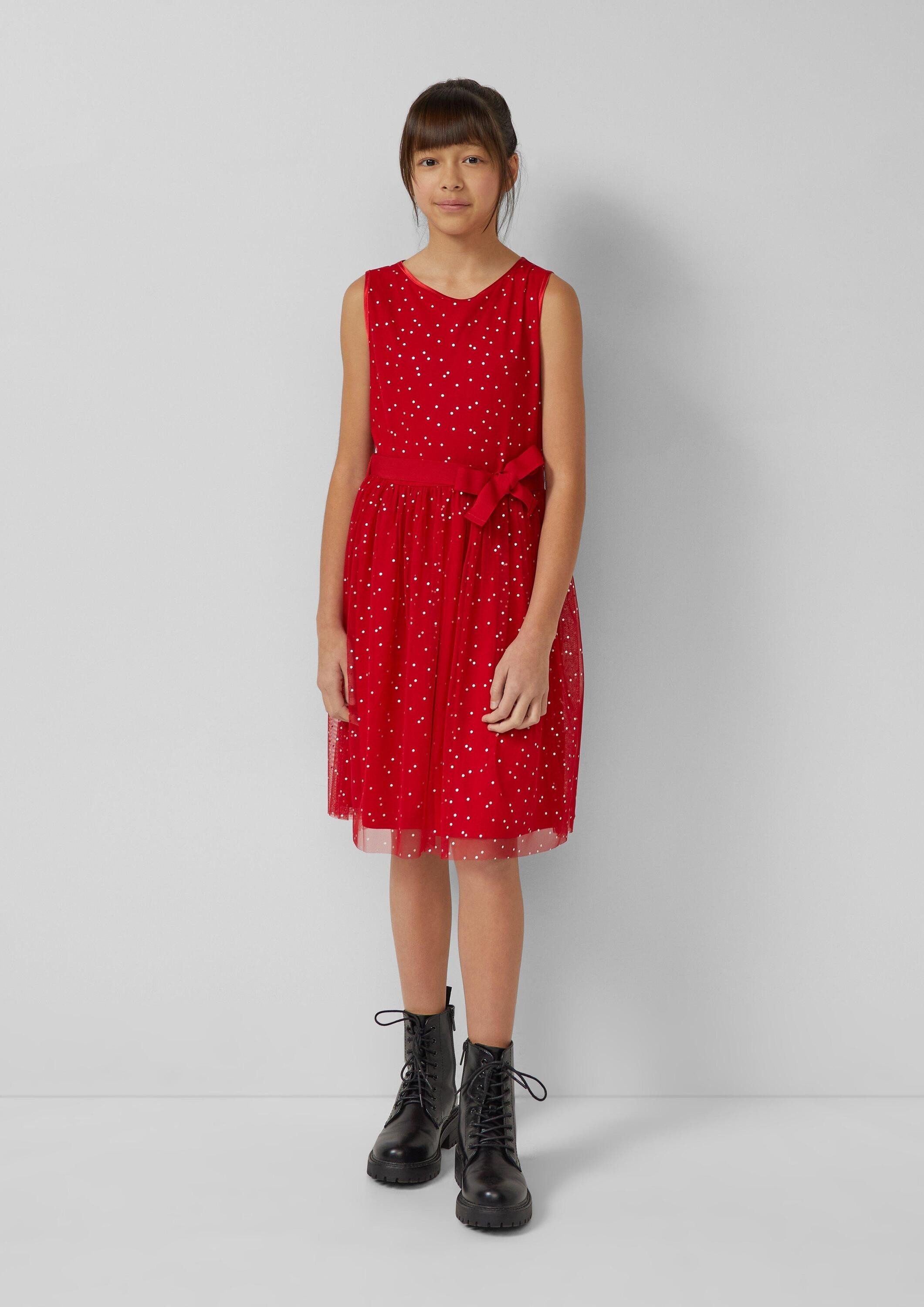 s.Oliver Midikleid Kleid Ärmelloses Mesh-Kleid mit silbernen Pünktchen
