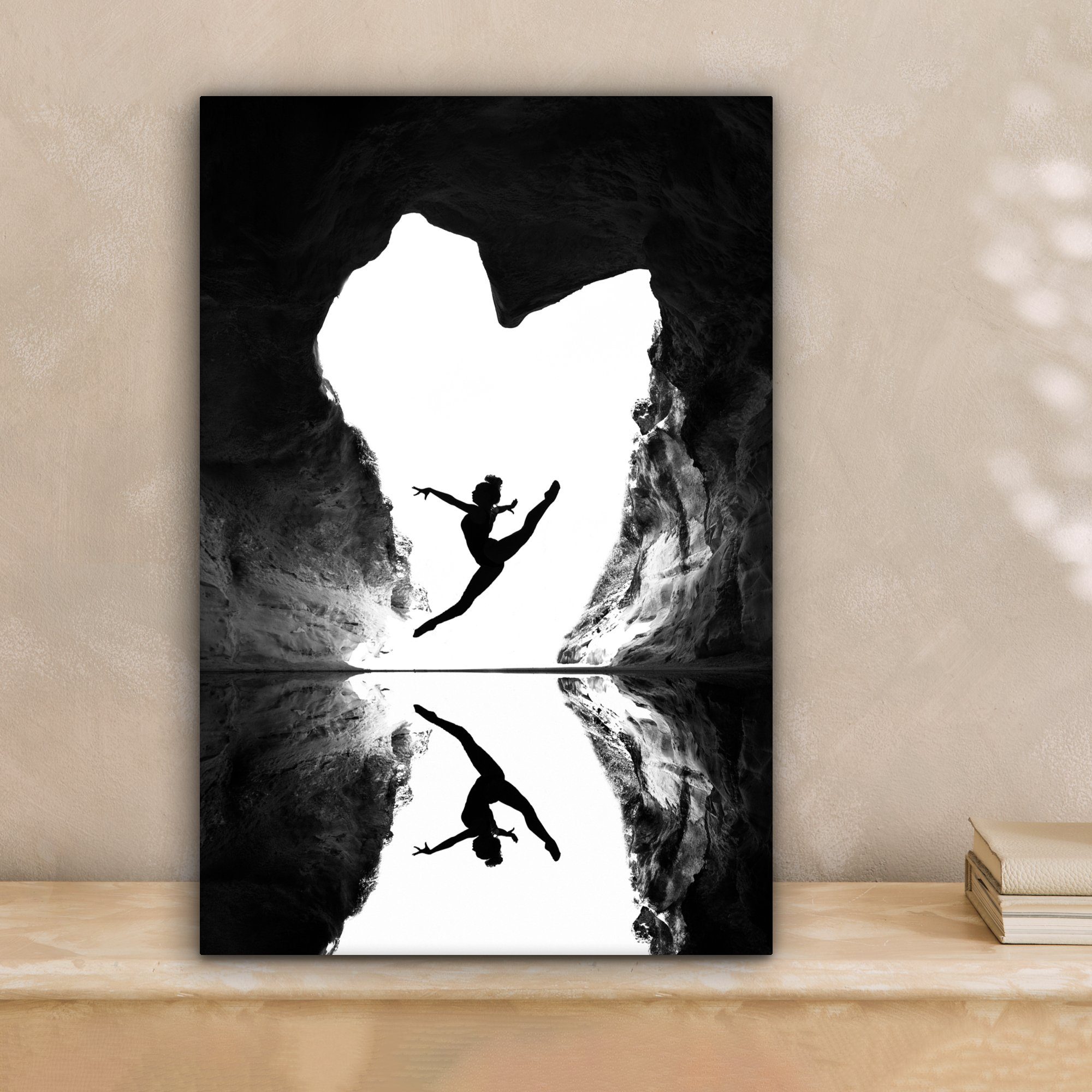 OneMillionCanvasses® Leinwandbild Ballett - Herz - Höhle - Schwarz - Weiß, Fotodruck (1 St), Leinwand Canvas Wandbild, Wanddekoration 20x30 cm