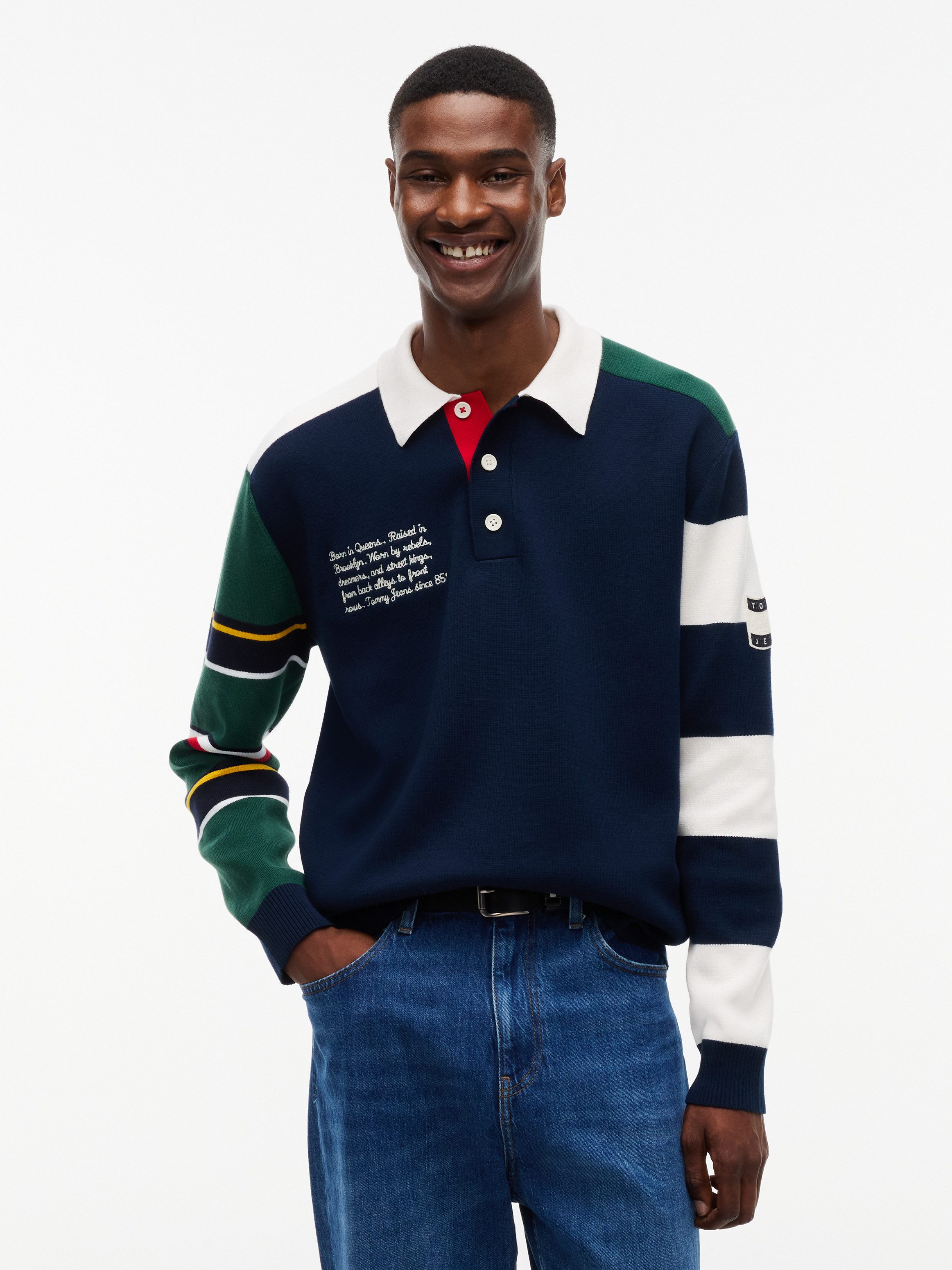 Tommy Jeans Rugbyshirt TJM REGULAR TOMMY KNITTED RUGBY aus Strick mit Color Block