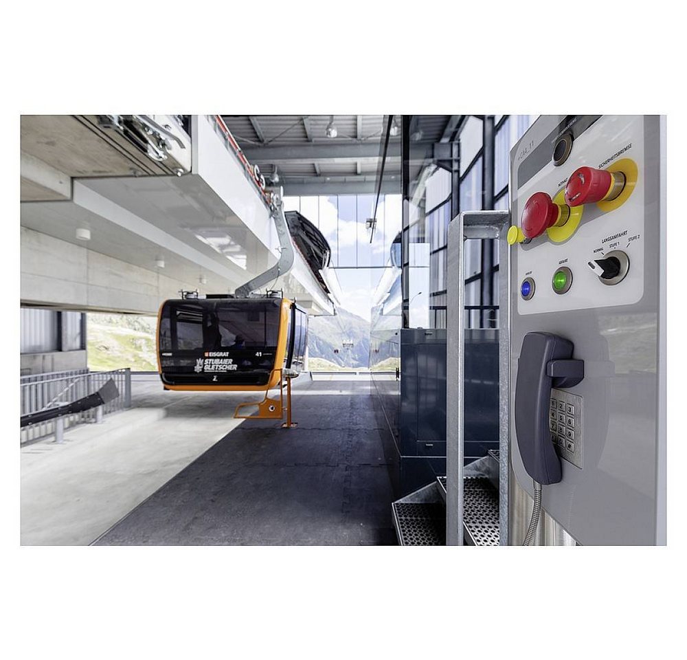 Thumbnail - SIEMENS Schalter Doppeldrucktaster, 22mm, rund, Kunststoff, Pfeil