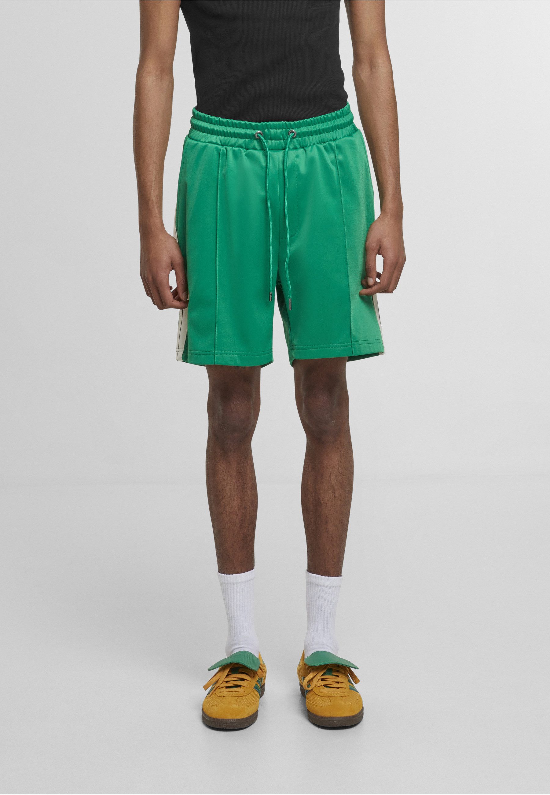 URBAN CLASSICS Shorts Urban Classics Tennis Core Shorts (1-tlg)