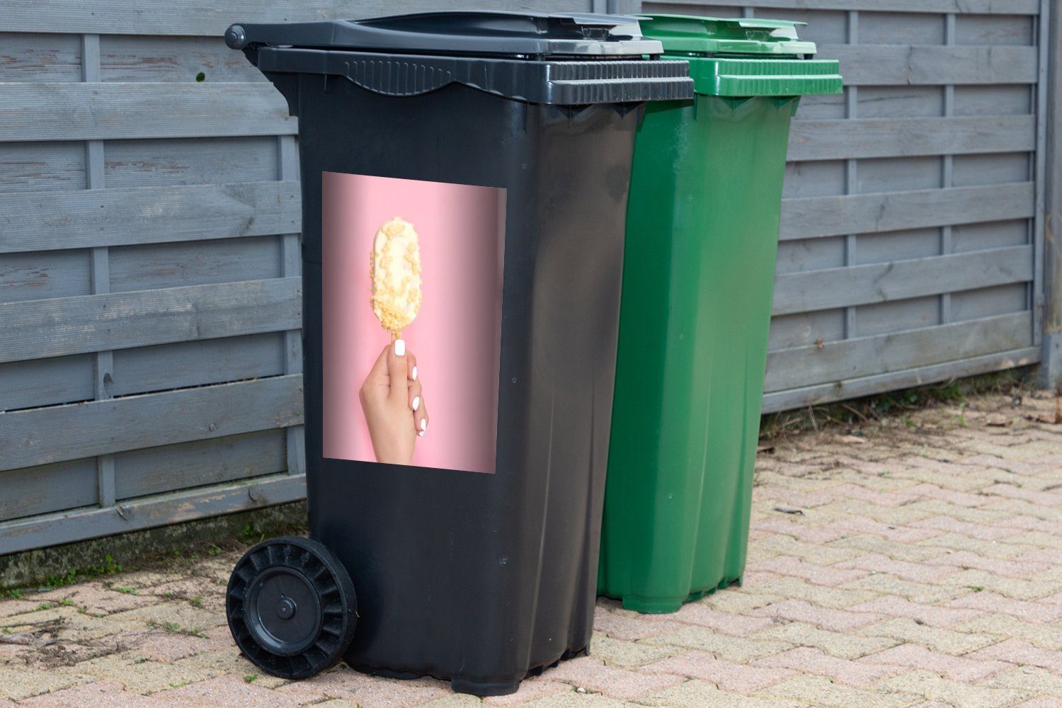 Mülltonne, (1 Mülleimer-aufkleber, Container, pastellrosa Hintergrund Abfalbehälter St), Eiscreme Wandsticker Sticker, auf MuchoWow