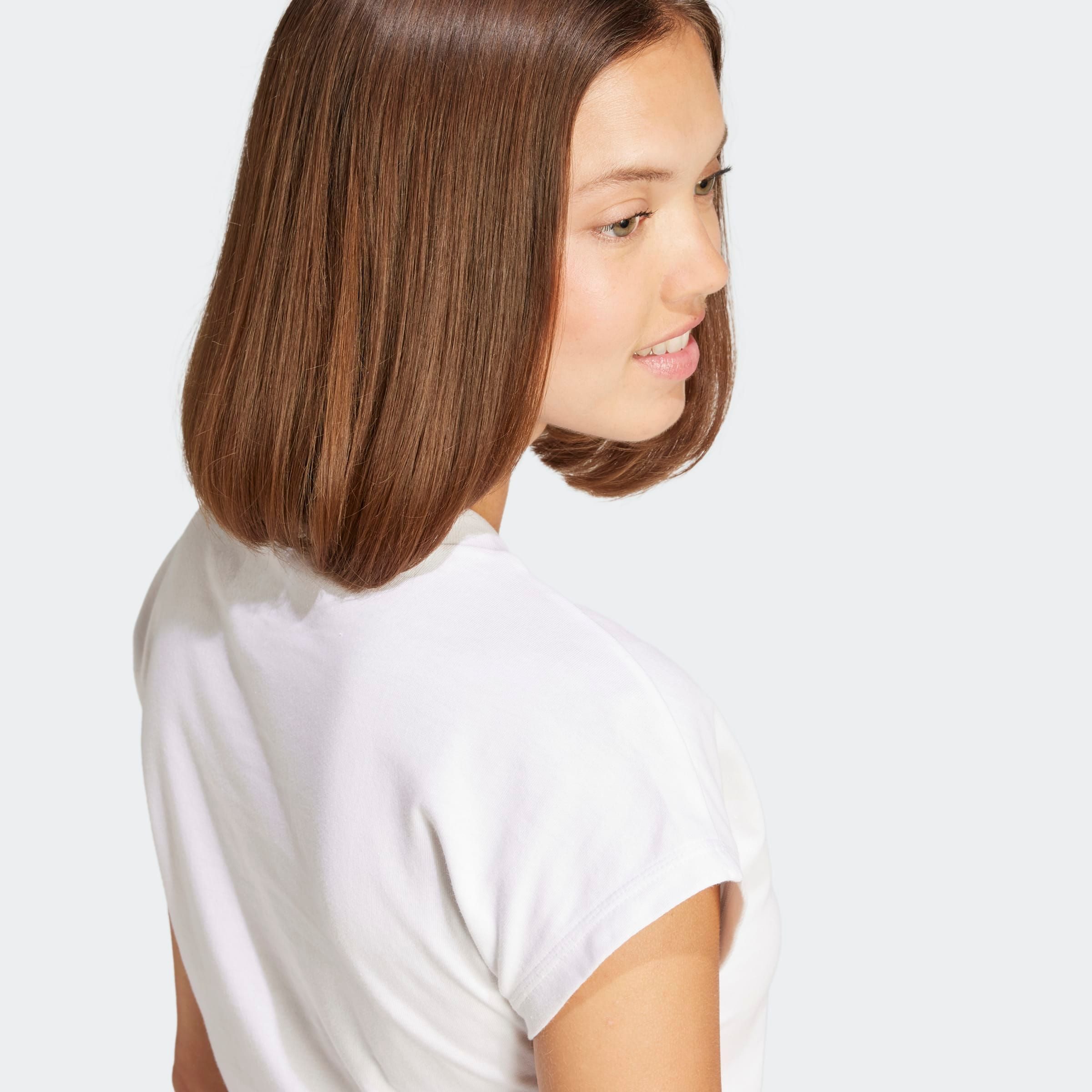 adidas Sportswear T-Shirt ESSENTIALS LINEAR COTTON sportlicher Stil, Kurzarm, ohne Verschluss, aus Baumwolle