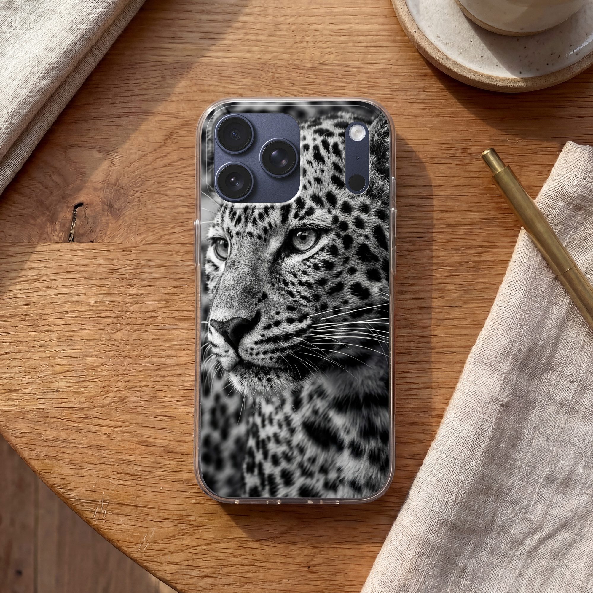 MuchoWow Handyhülle für Apple iPhone 17 Pro Max Leopard - Schwarz - Weiß - Auge, Smartphone-Bumper, Print, Handy Schutzhülle Dünn