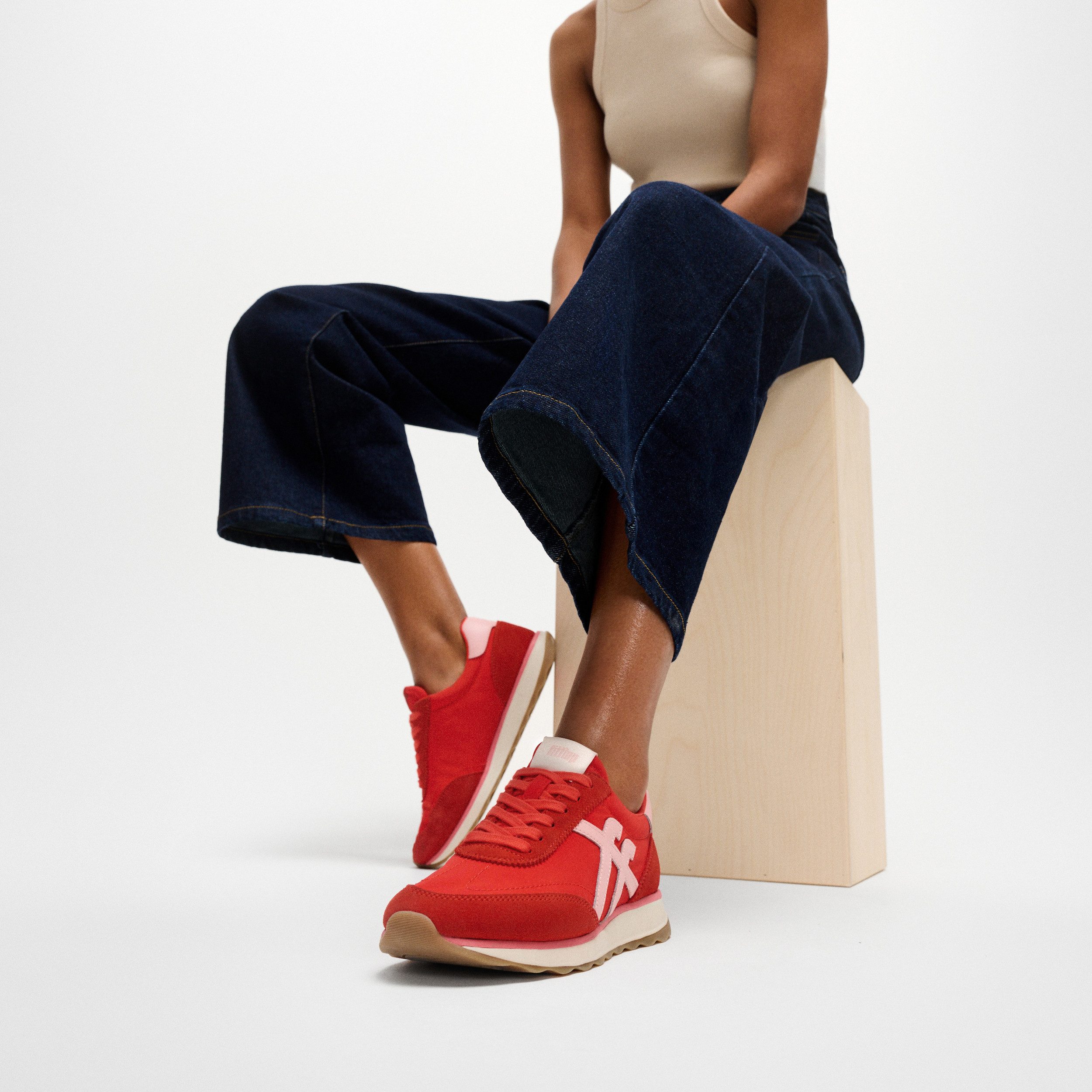 Fitflop RETRO-Q FF FABRIC/SUEDE SNEAKERS Keilsneaker Schnürschuh, Freizeitschuh, Halbschuh mit Kontrastbesatz