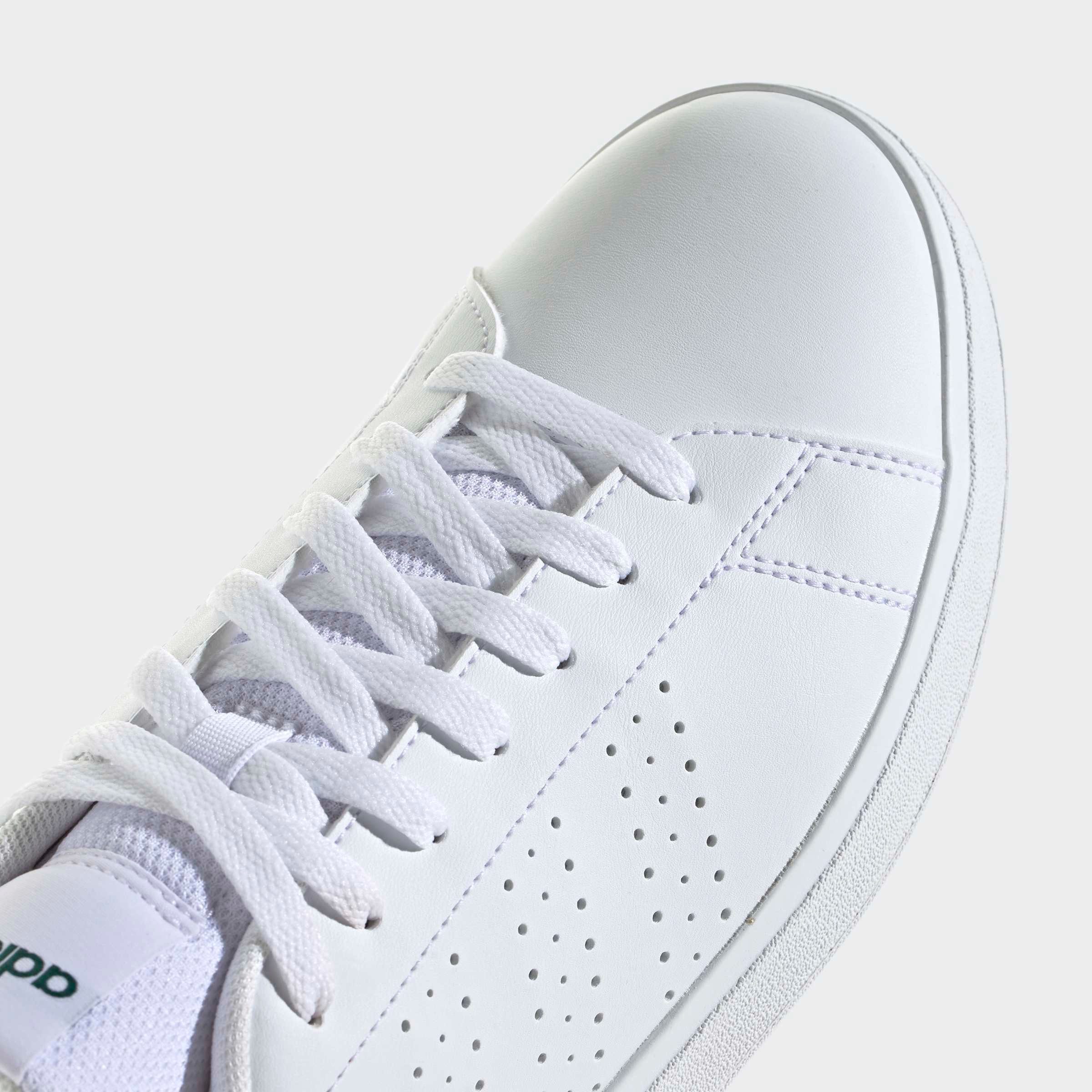 adidas Sportswear ADVANTAGE BASE 2.0 Sneaker inspiriert vom Design des adidas stan smith