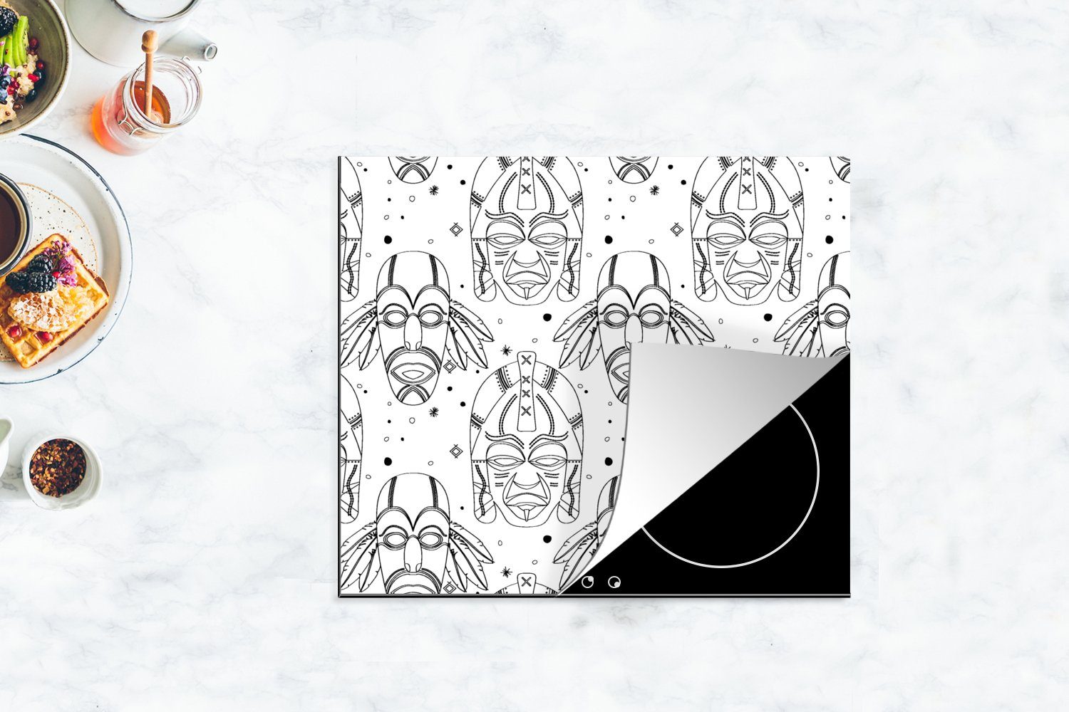Schwarz nutzbar, Masken - (1 MuchoWow und weiß, Vinyl, - Inka 60x52 Muster - Arbeitsfläche Herdblende-/Abdeckplatte cm, tlg), Ceranfeldabdeckung Mobile