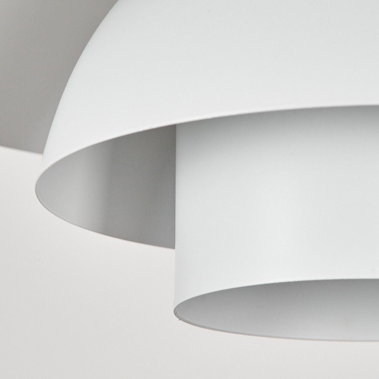 hofstein Hängeleuchte »Parona« moderne Hängelampe aus Metall in Weiß, ohne Leuchtmittel, Leuchte im skandinavischen Design (38cm), Höhe max. 114, 5cm, E27