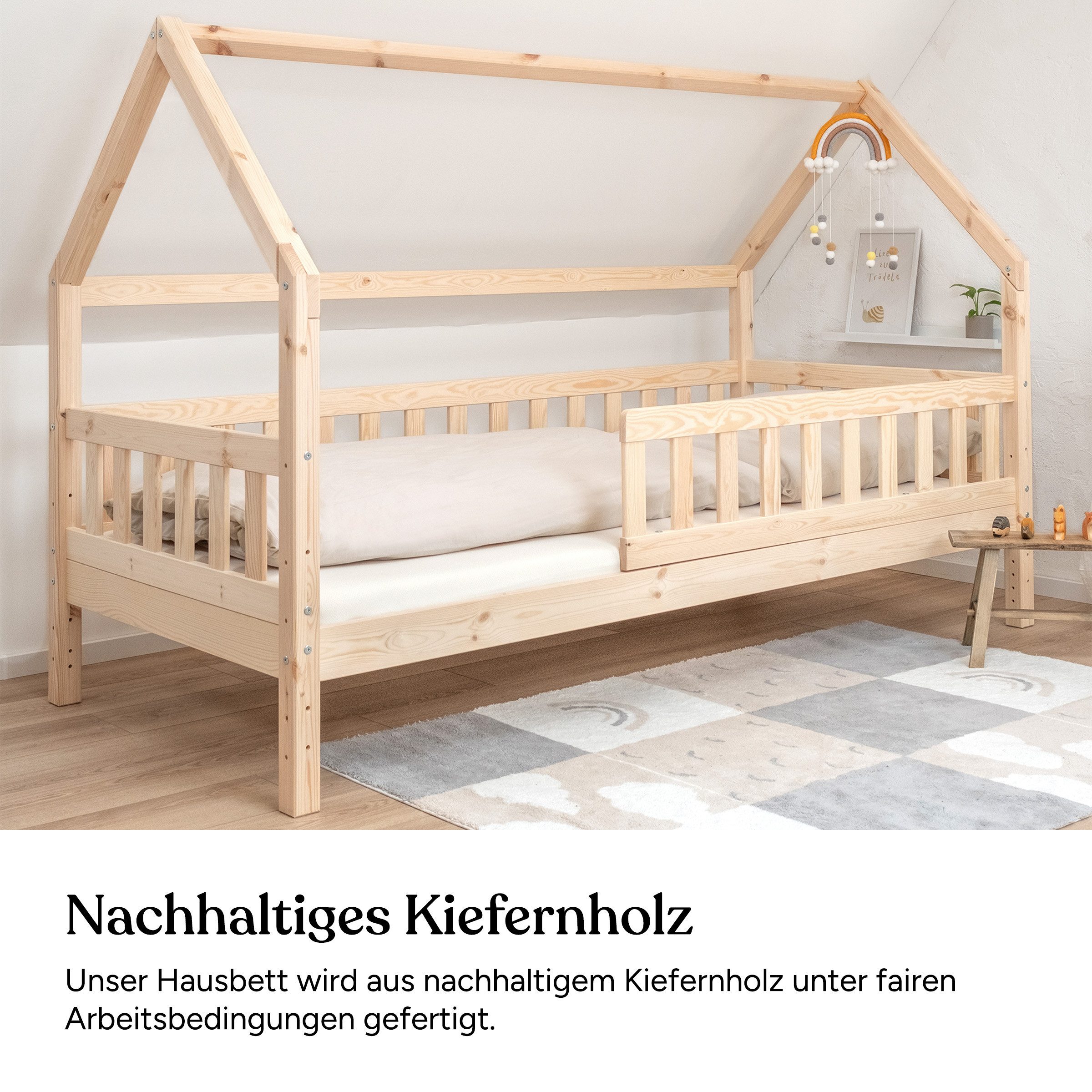 Ehrenkind Hausbett Lille aus massivem Kiefernholz inkl. Rausfallschutz und Rollrost (80 x 160 cm, Hausbett mit optionalem Stauraum), 2 in 1 Aufbau bodentief ode – Bild 4 von 5