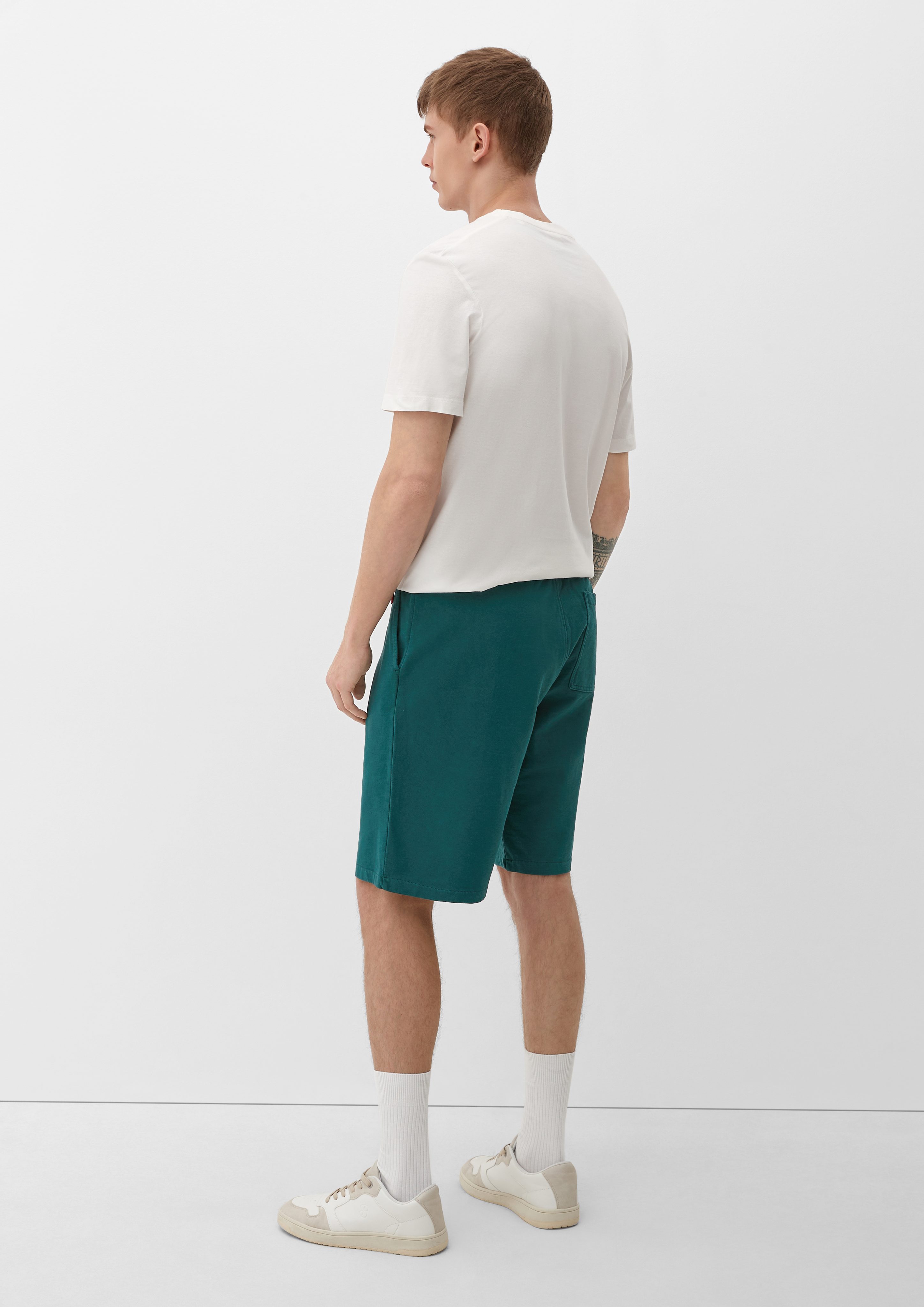 Dye, Elastikbund Durchzugkordel, Relaxed: mit Bermudas Garment Sweatpants Label-Patch s.Oliver tannengrün