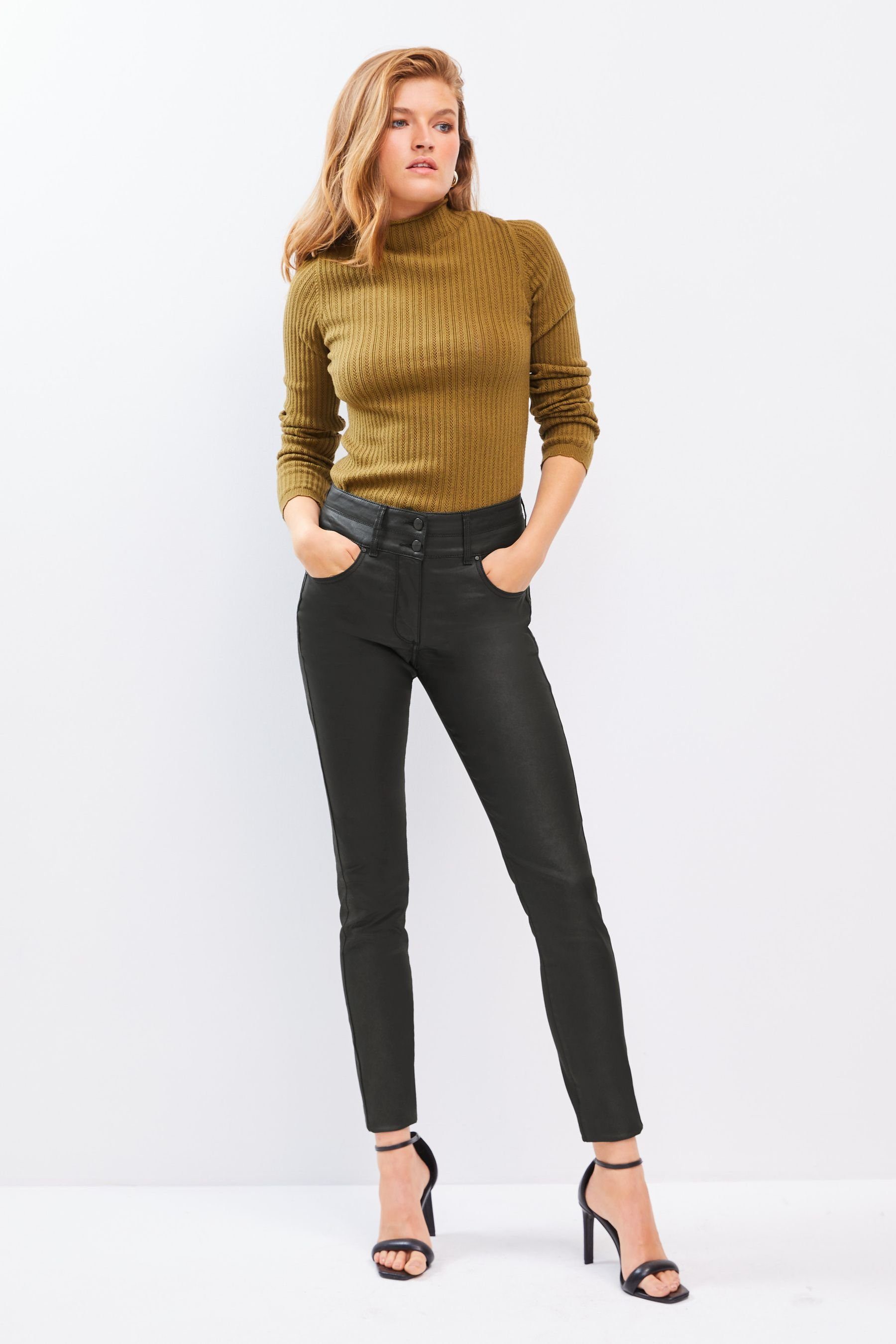Skinny-Jeans Style Next Lift, (1-tlg) Shape and Beschichtete Push-up-Jeans
