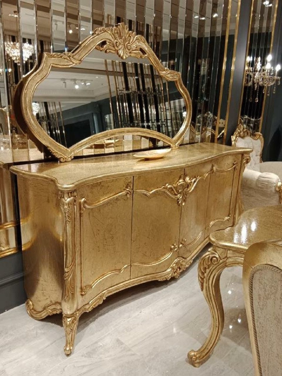 Xlmoebel Sideboard Elegante Holzkommode mit Spiegel und großzügigem Stauraum (2 St., 1x Sideboard mit Spiegel), Hergestellt in Europa