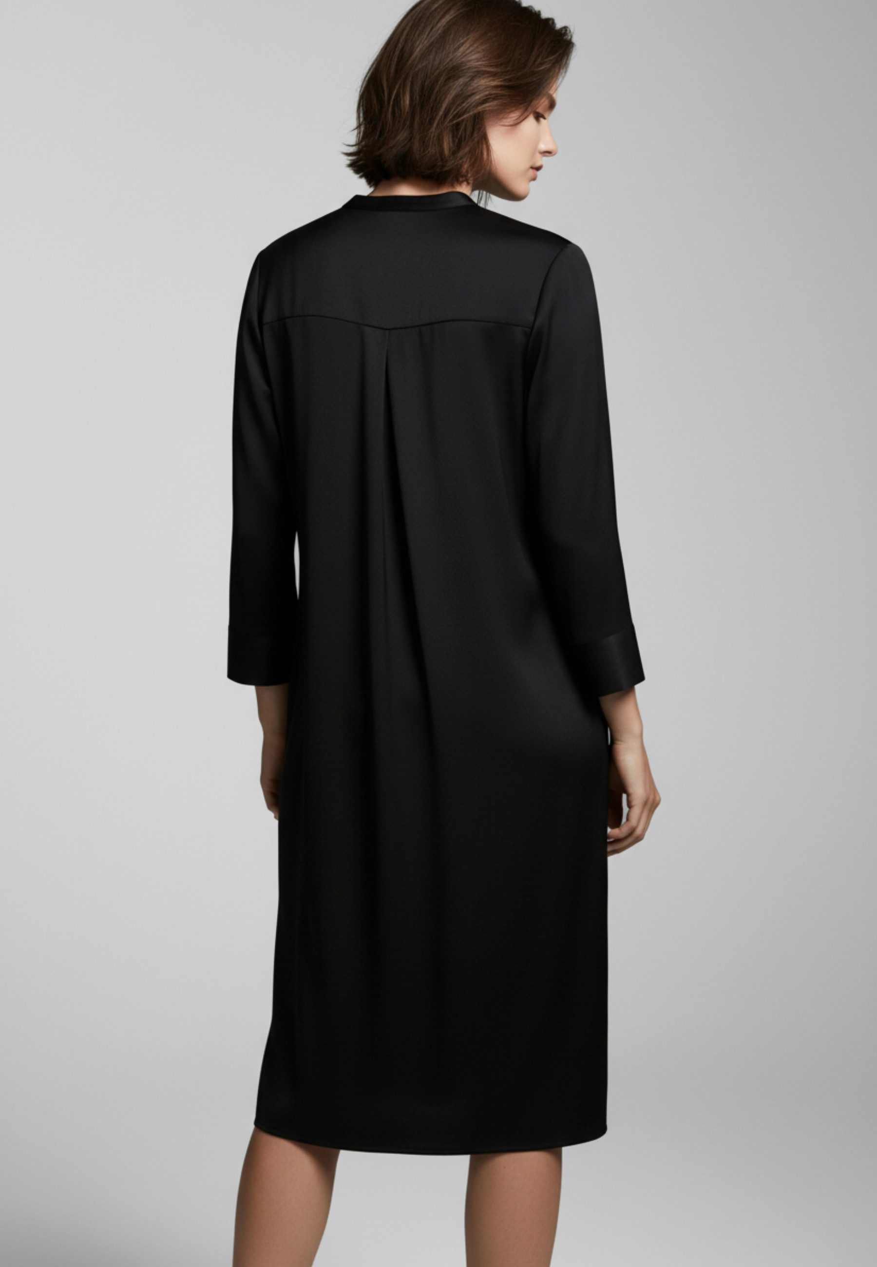 Andijamo-Fashion Midikleid SILENT GLOW moderne Silhouette, matte Satinqualität