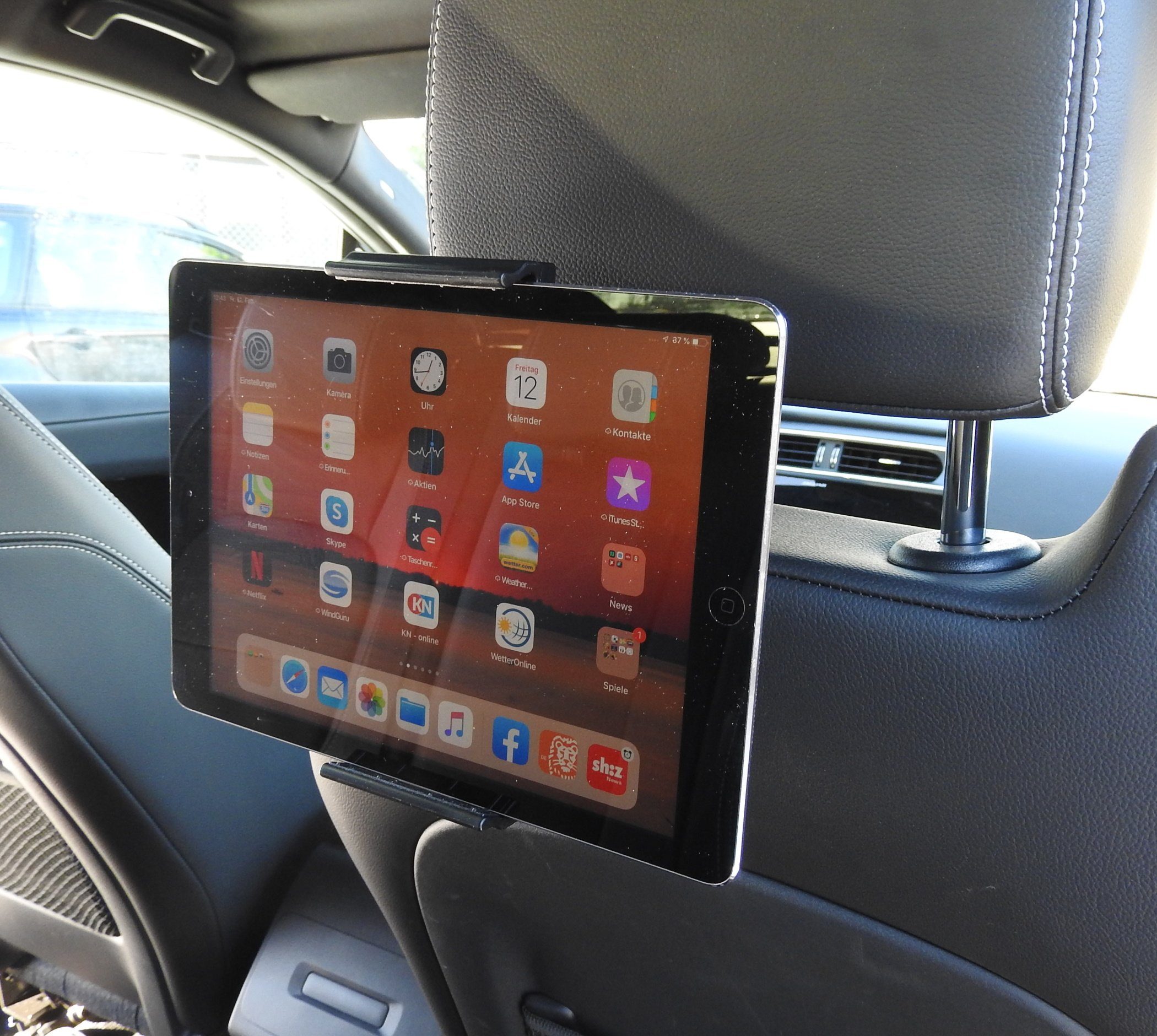 K-S-Trade für Apple iPad (2020) Wi-Fi Tablet-Halterung, (Tablethalterung KFZ  Kopfstützen Halterung 360° Auto Sitzhalterung)