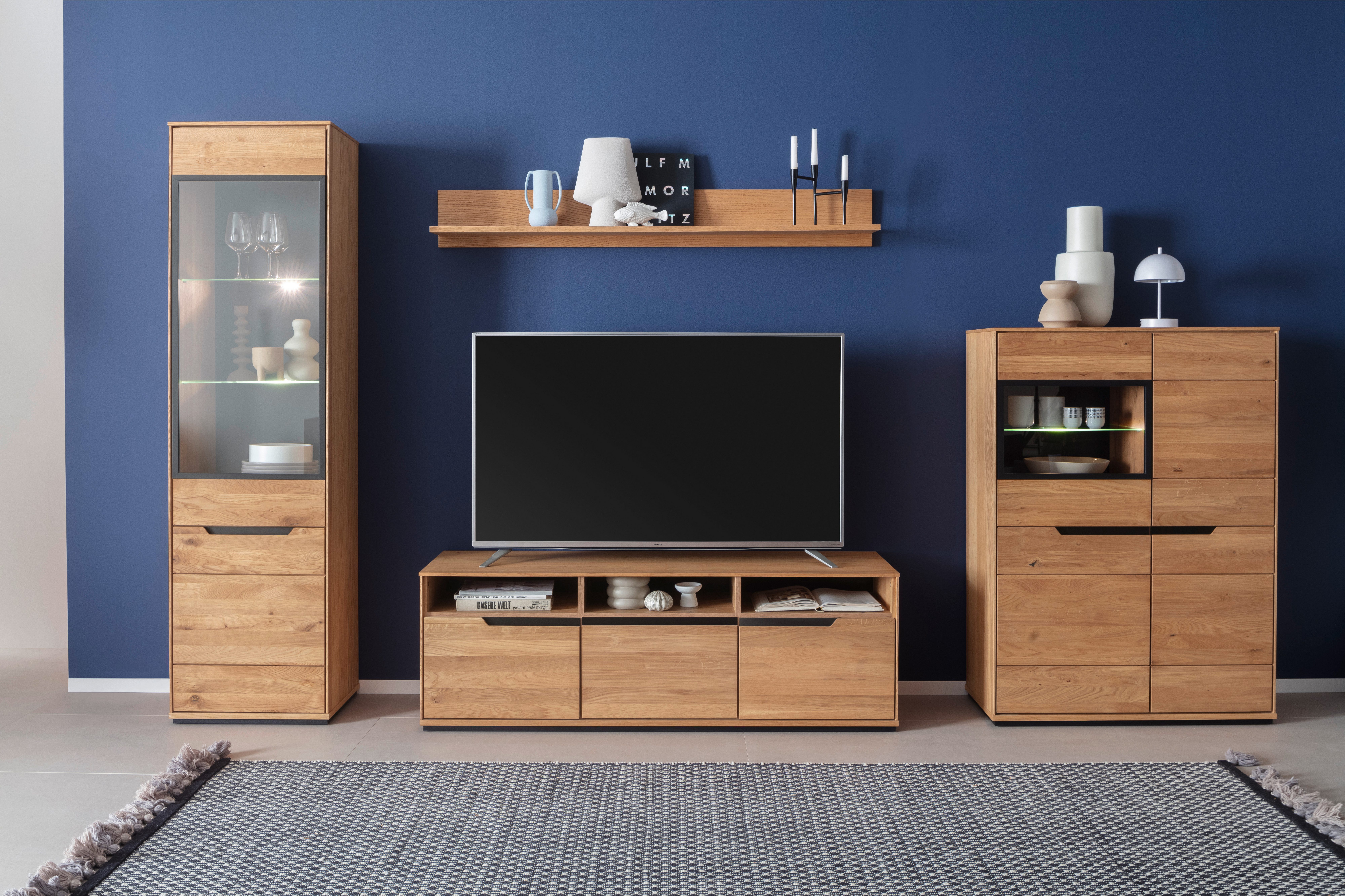 MCA living Wohnwand Araya Wohnkombination I, (Komplett-Set, 4-St., optional: Glaskantenbeleuchtung), Schubkästen/ Двери gedämpft