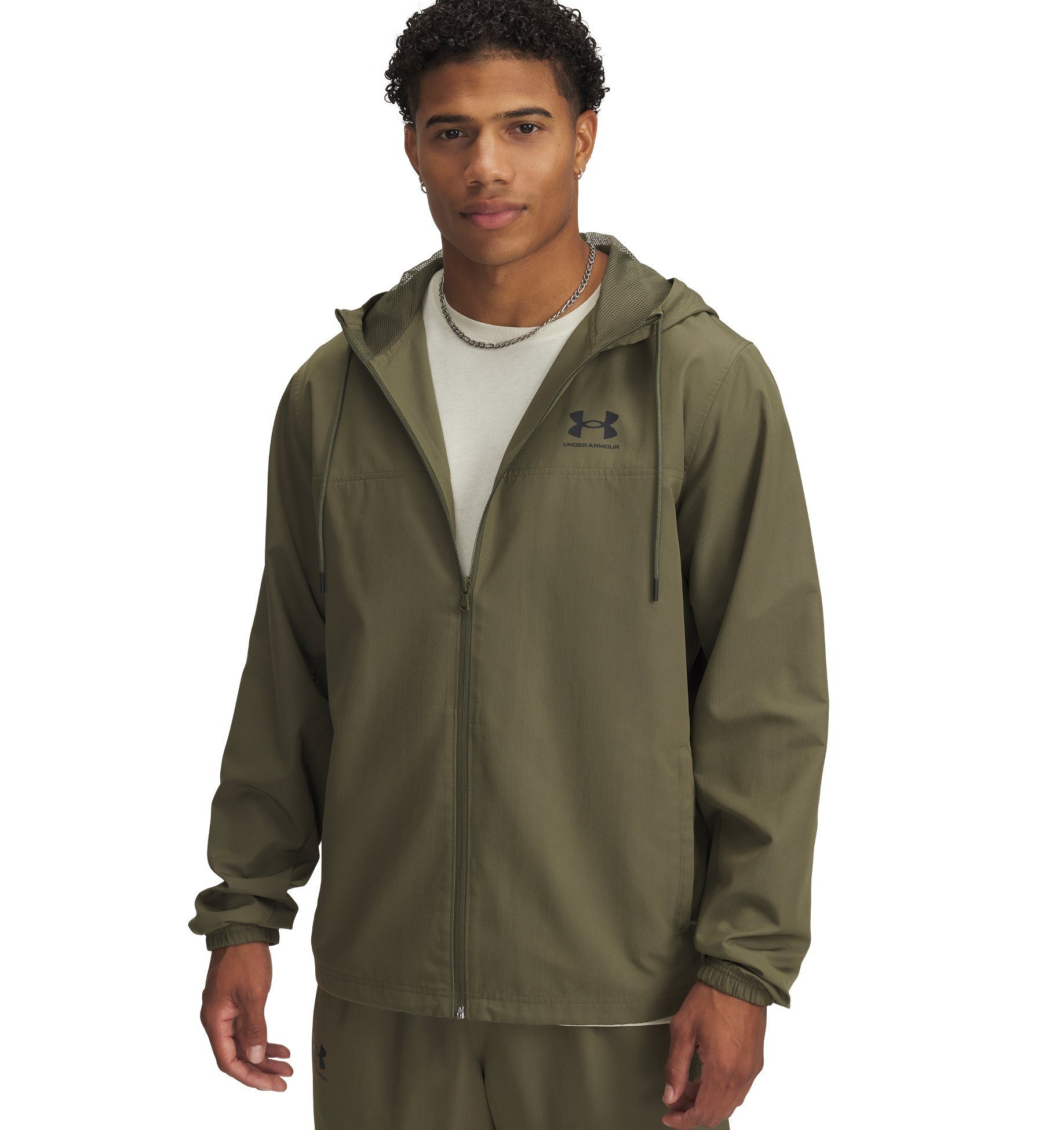 Under Armour® Windbreaker UA RIVAL WVN WINDBREAKER windabweisend, aus Polyester, mit Reißverschluss, normale Länge