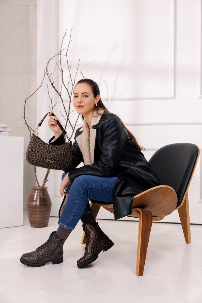 Remonte Umhängetasche, Damen Umhängetasche, Henkeltasche im trendigen Leo-L günstig online kaufen