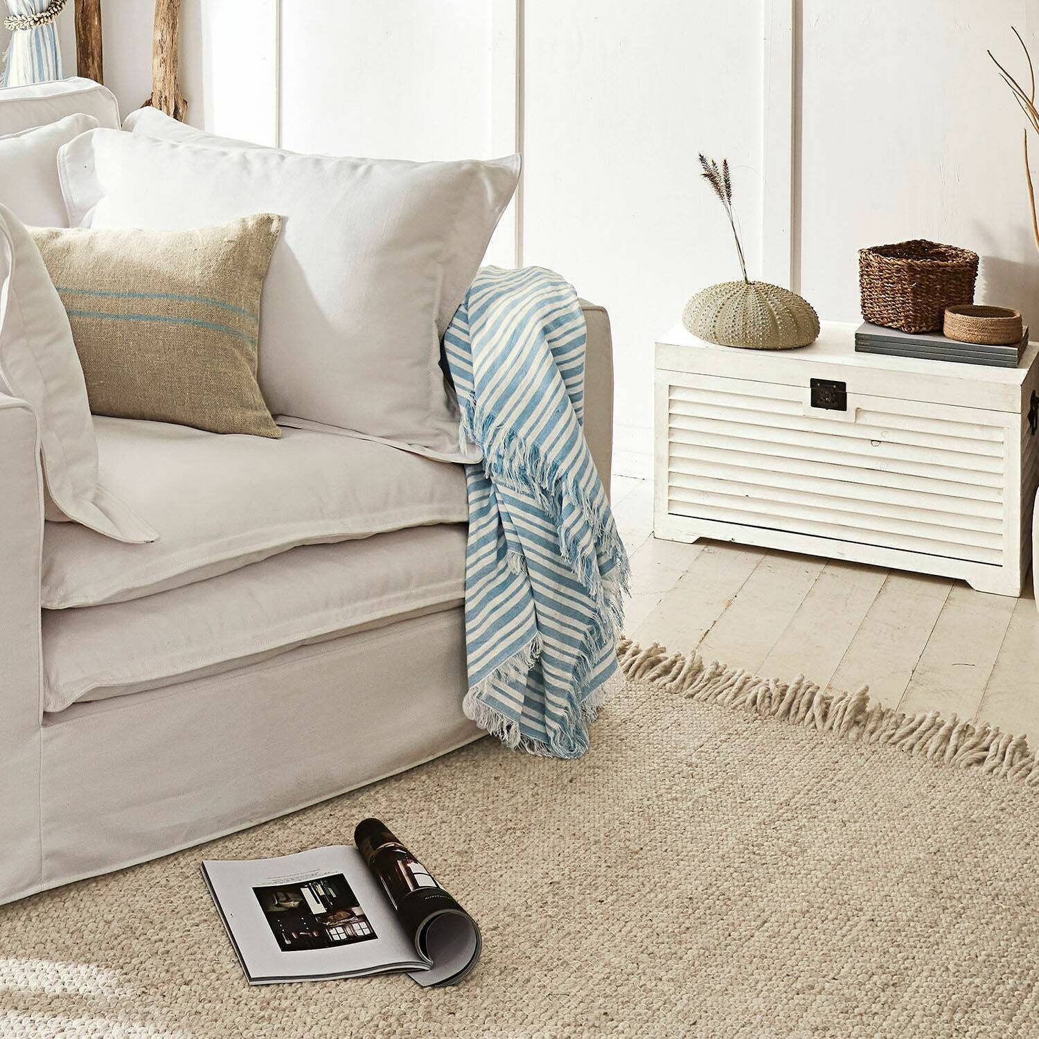 Mirabeau Tagesdecke Plaid Anjoutey blau/weiß