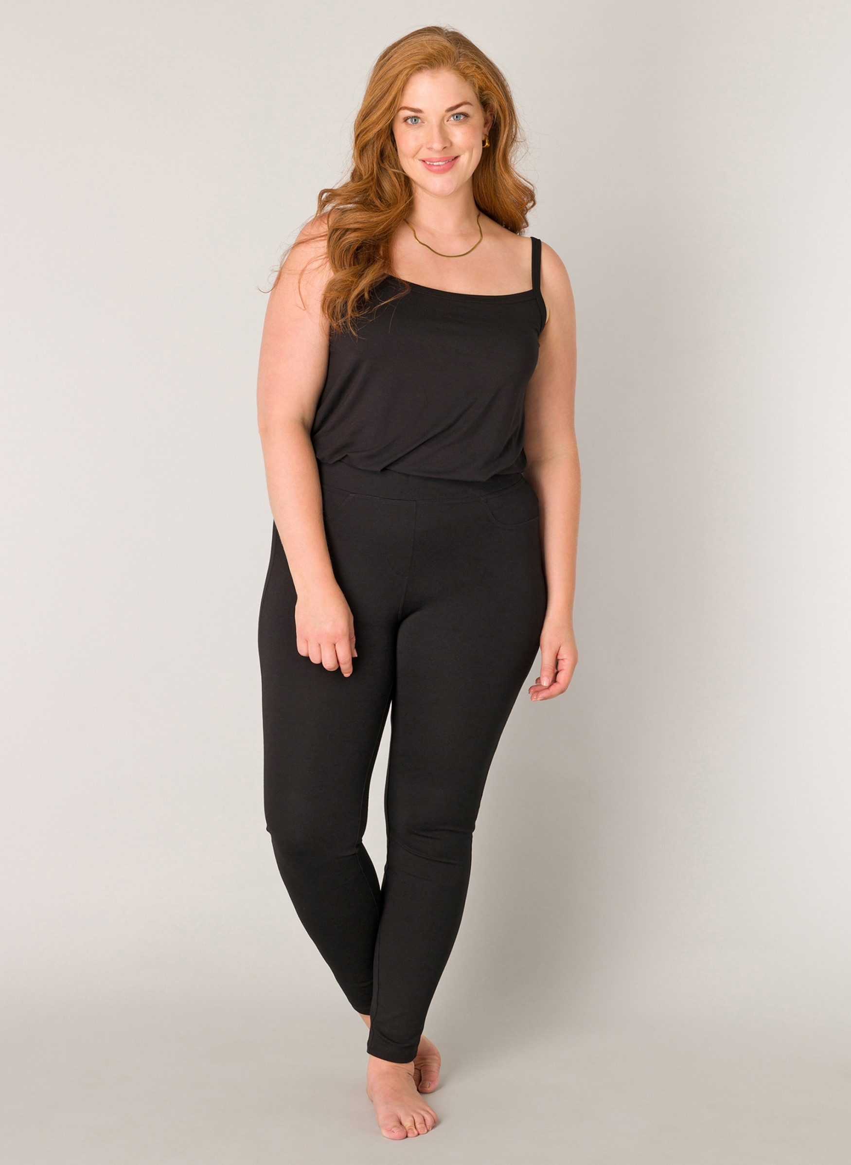 Base Level Curvy Jeggings Arnika mit Badge
