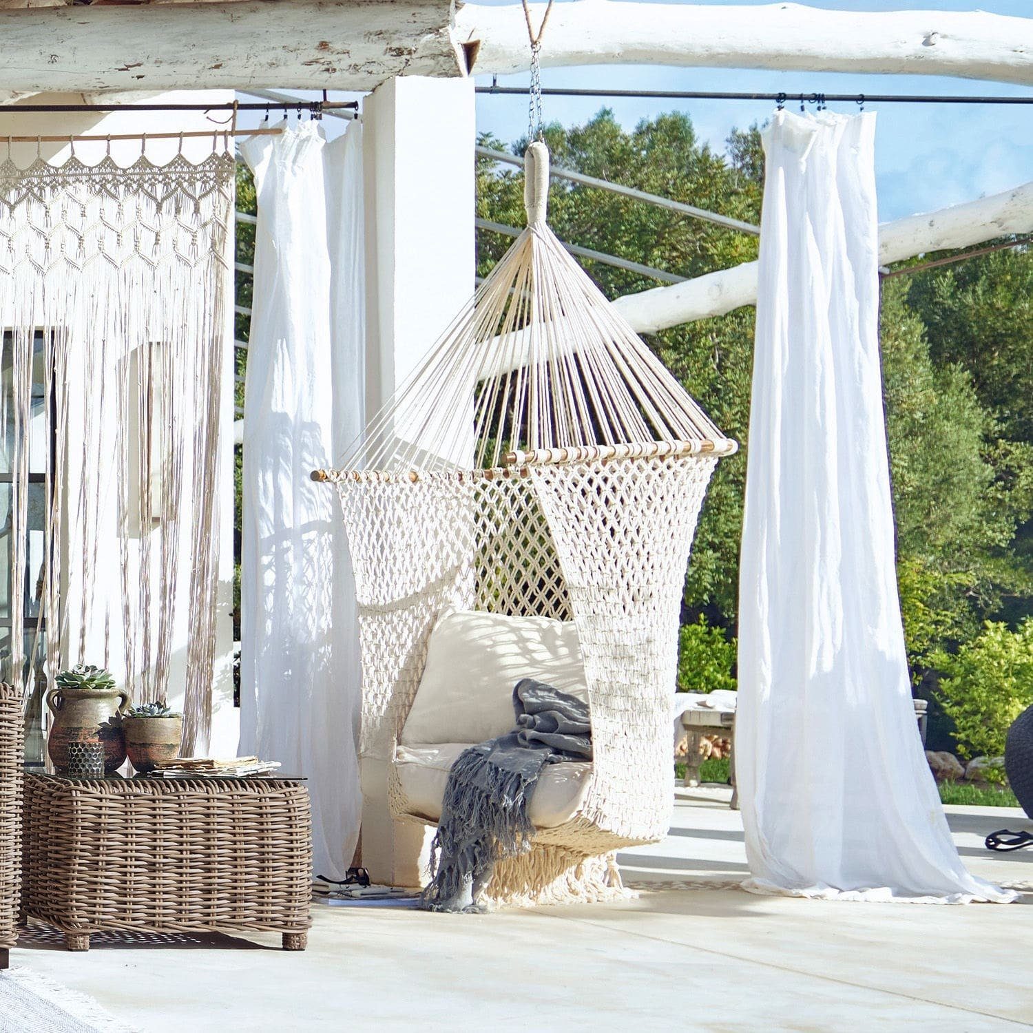 Mirabeau Gartensessel Hängesessel Raffaelle weiß