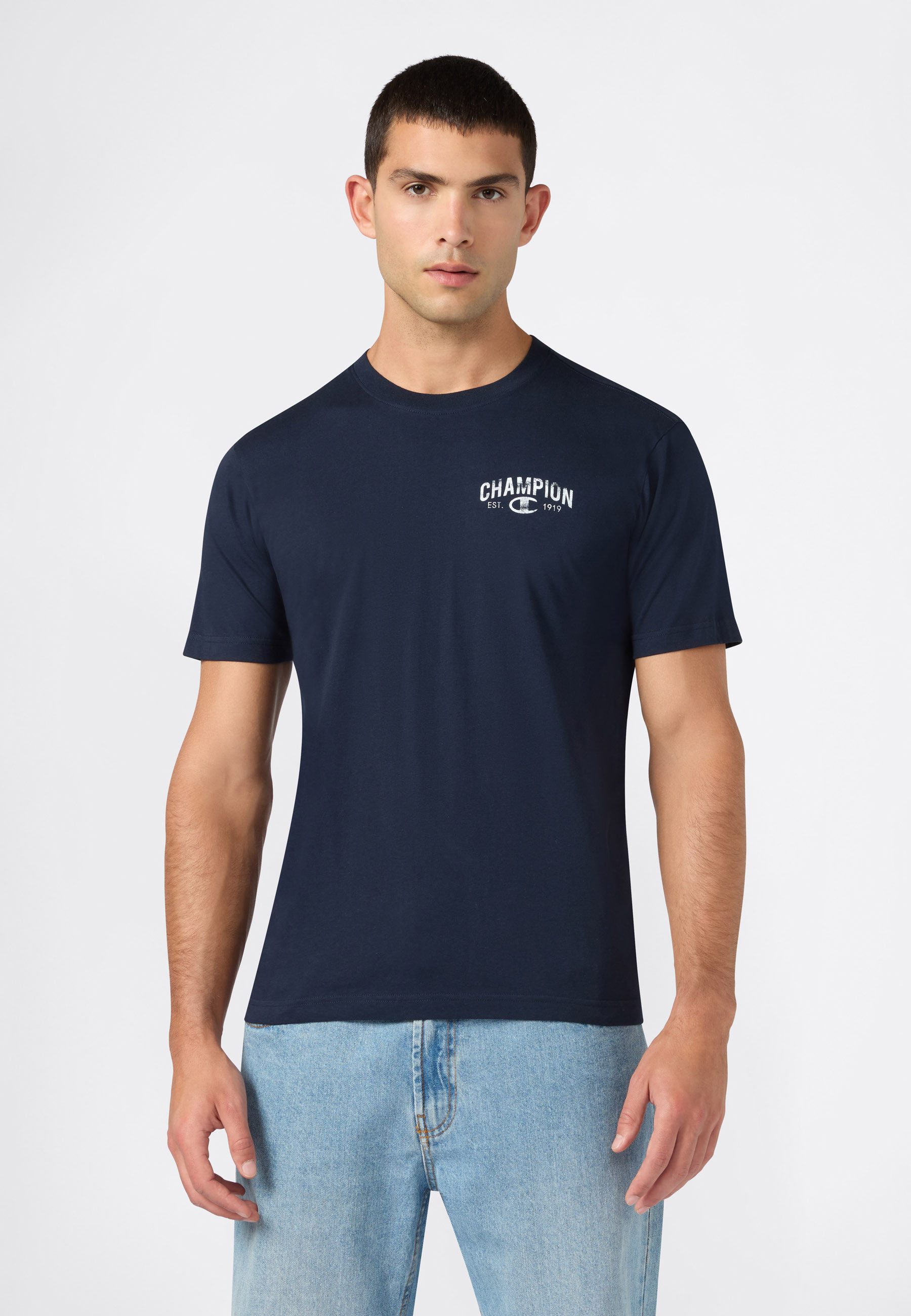 Champion T-Shirt SPORTWEAR T-SHIRT Standard Fit mit sportlichem Look, Kurzarm-Design, aus Baumwolle, Standard Fit