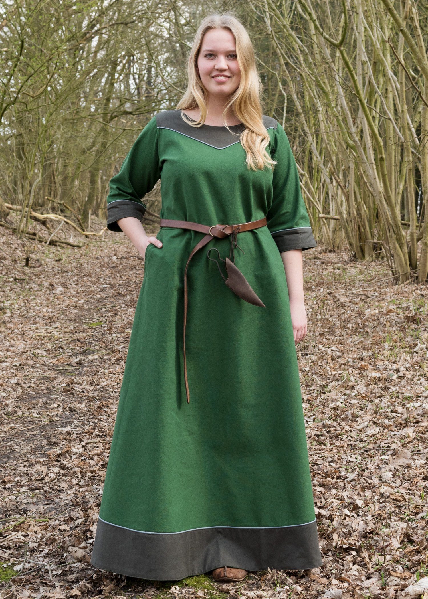 Ritter-Kostüm Mittelalterkleid Gesine aus Canvas, grün L