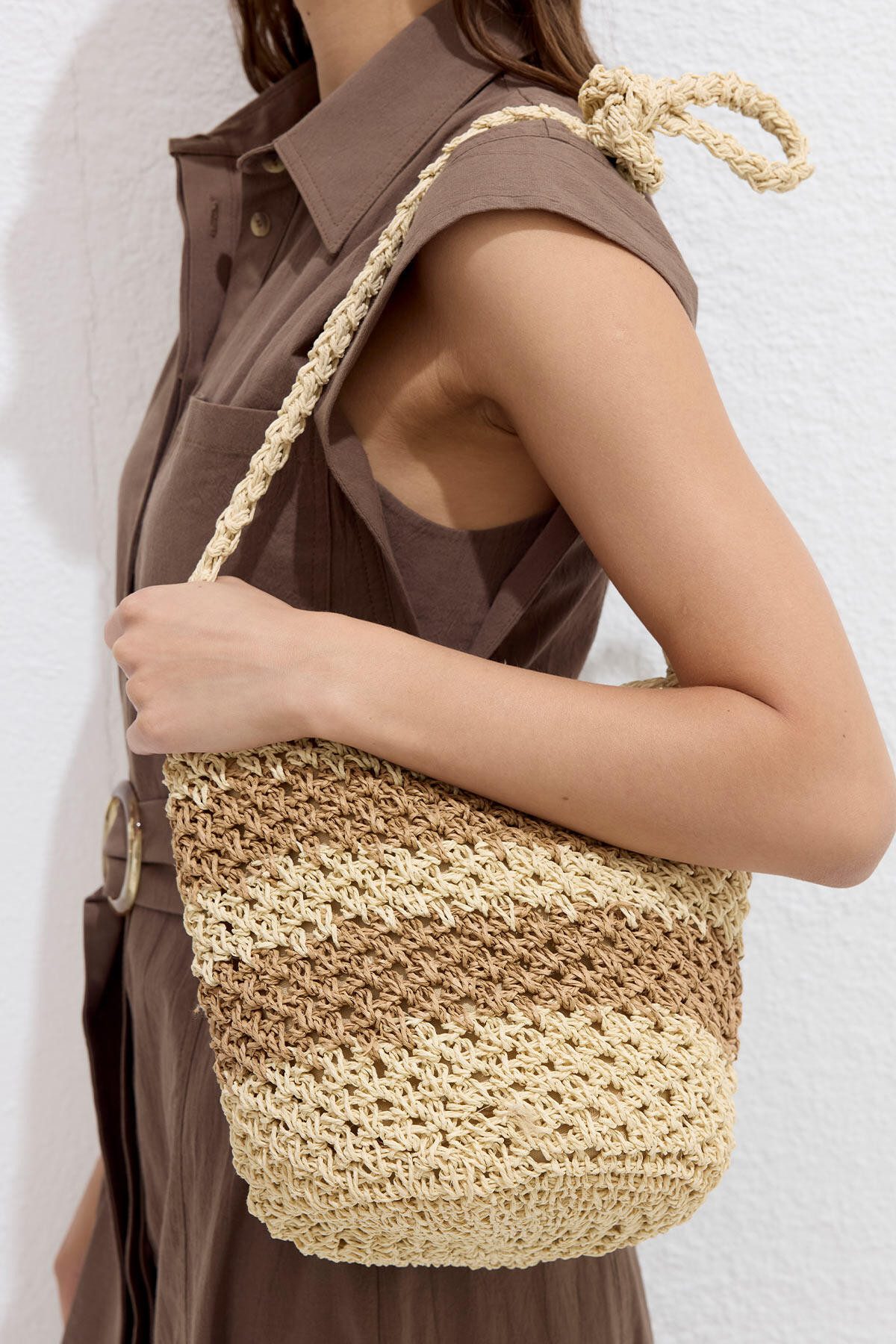 MANUKA Abendtasche Gestreifte Mini-Tasche Beige