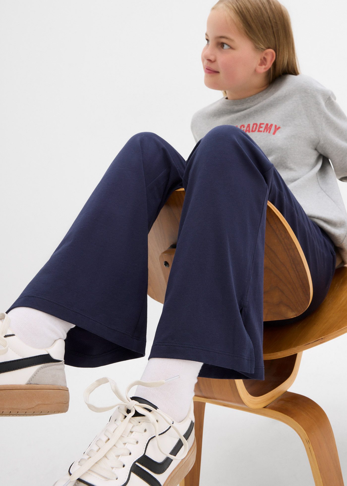 bonprix Schlaghose Schlaghose aus Baumwoll-Mix mit seitlichen Schlitzen