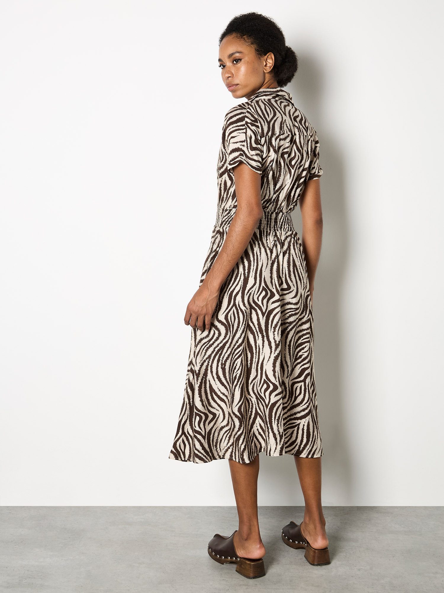 Apricot Midikleid Midikleid mit Zebradruck – Bild 3 von 4