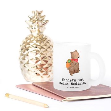 Mr. & Mrs. Panda Teeglas Bär Wandern - Transparent - Geschenk, Schenken, Tasse mit Henkel, Gla, Premium Glas, Liebevolle Gestaltung