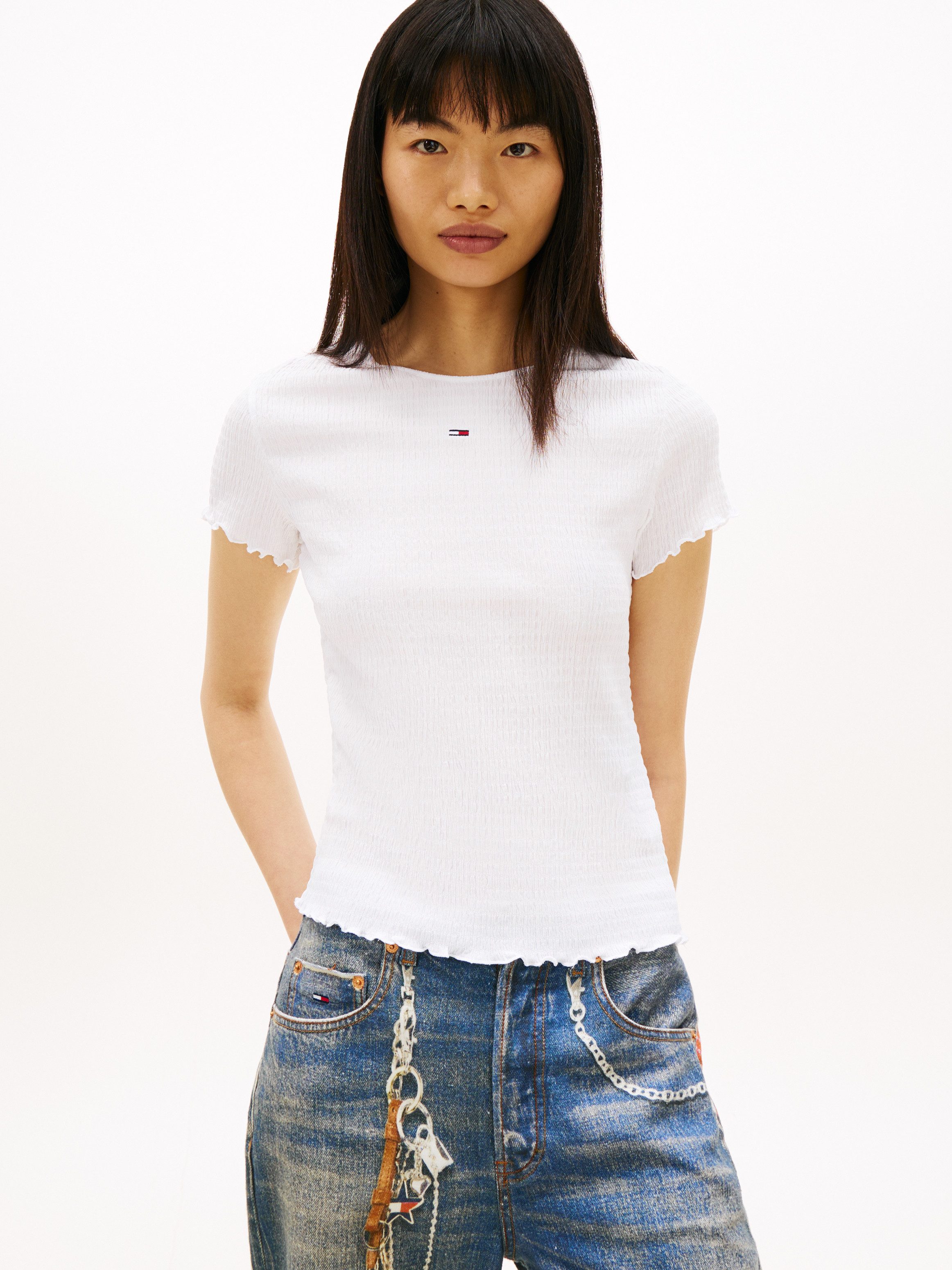 Tommy Jeans Kurzarmshirt TJW SLIM SMOCK SS TEE aus Seersucker, mit Kräuselsaum