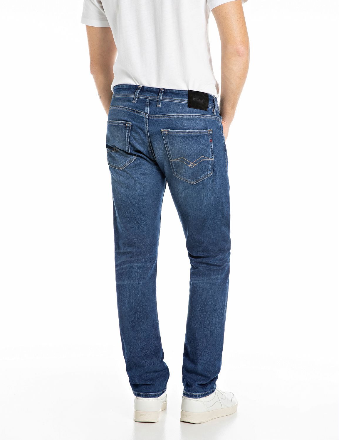 Replay Straight-Jeans GROVER in vielen verschiedenen Waschungen, mit Stretch