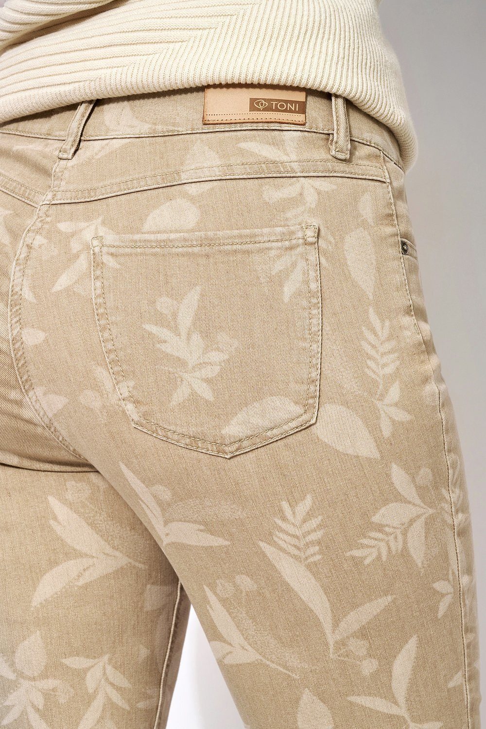 Damen Jeans TONI Skinny-fit-Jeans Perfect Shape mit dezentem Blättermuster
