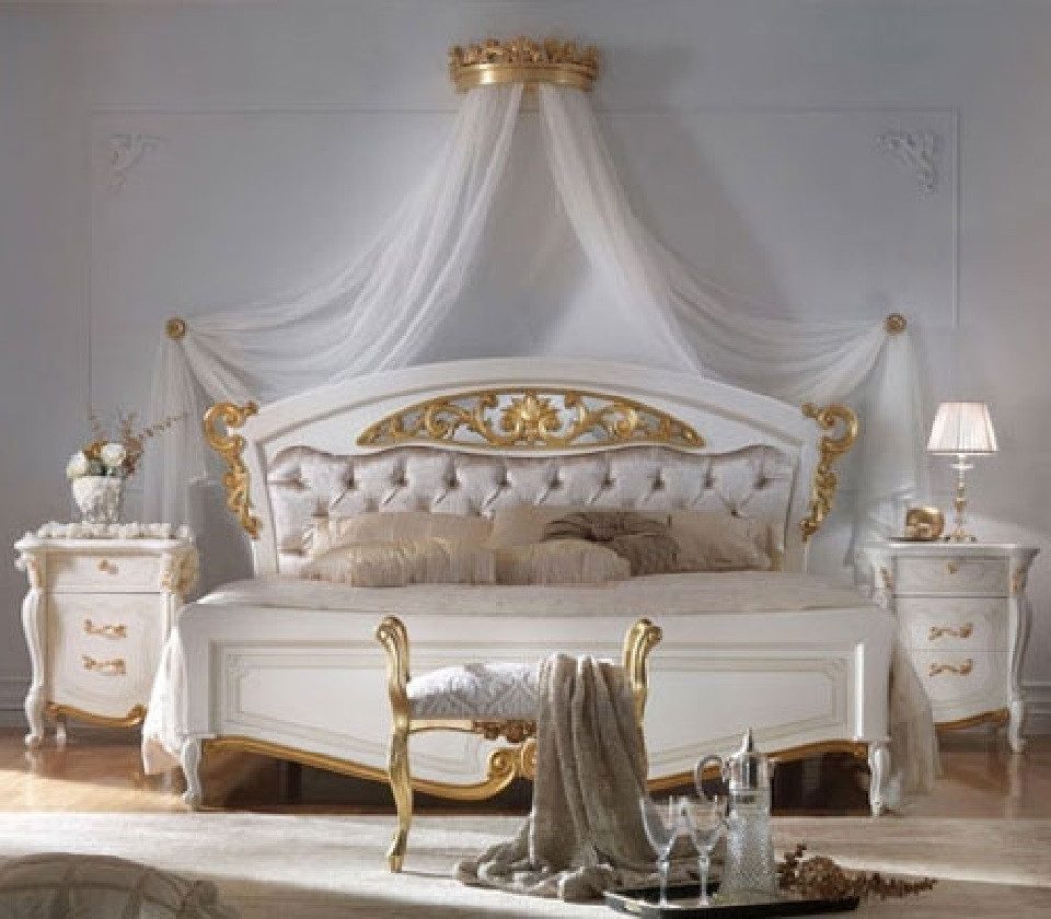 Xlmoebel Bett Weißes Bett aus edlem Holz mit modernem Design in Goldakzenten (1-tlg., Bett), Hergestellt in Europa