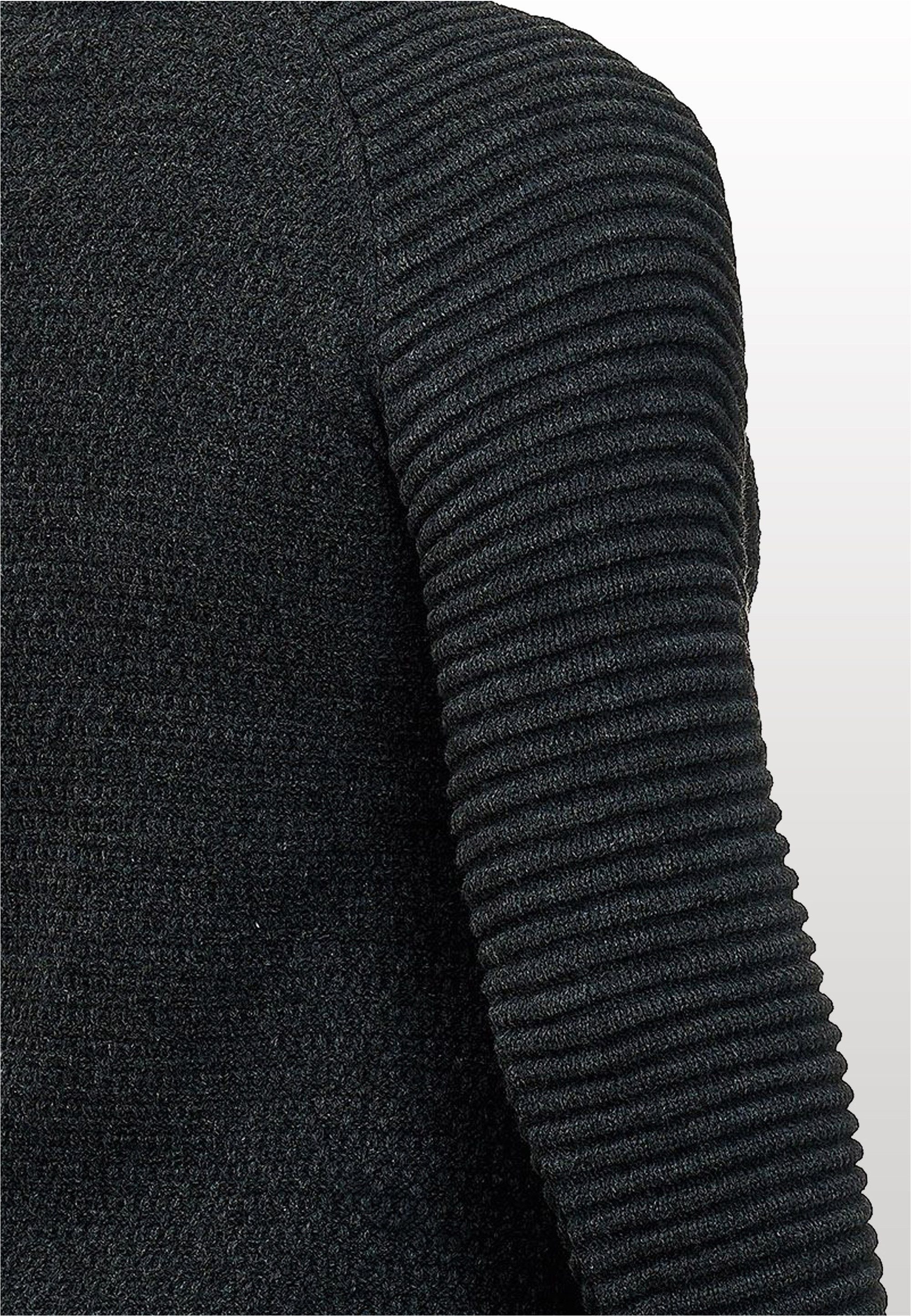 Rusty Neal Strickpullover in modischem Grobstrick-Design