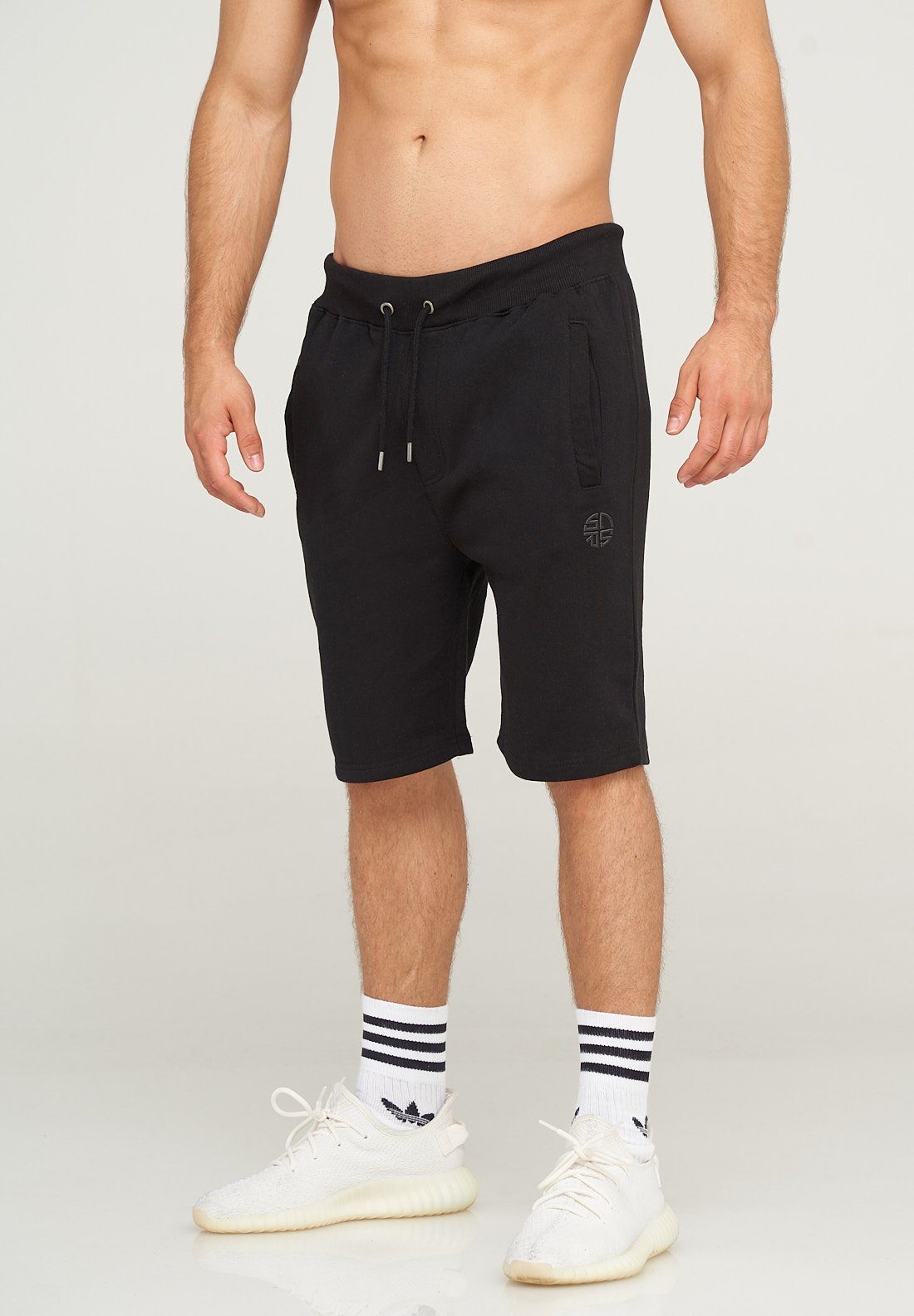 SOULSTAR Shorts CHICAGO mit praktischen Eingrifftaschen schwarz