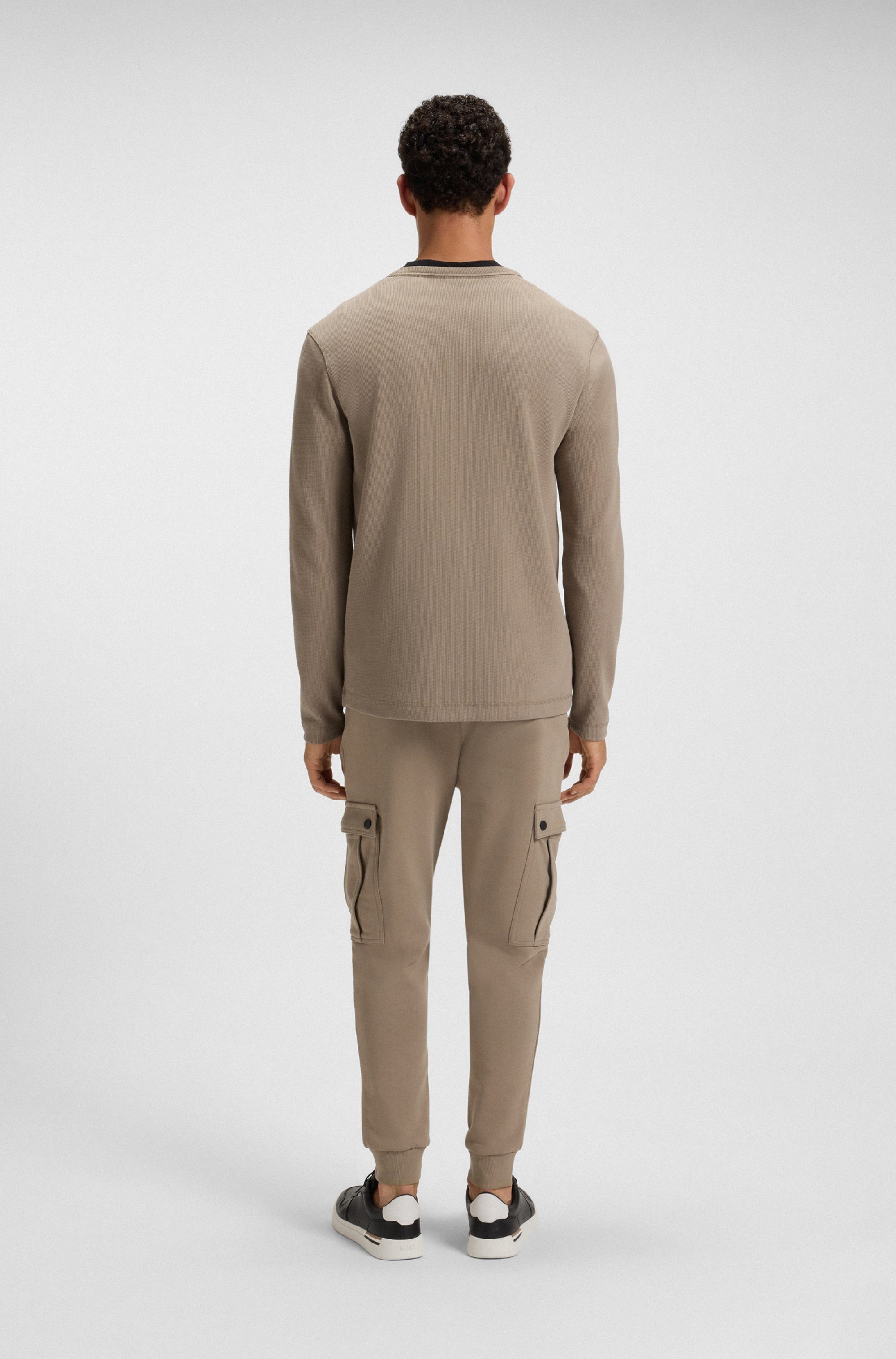 BOSS ORANGE Langarmshirt Tempesto mit BOSS-Stickerei