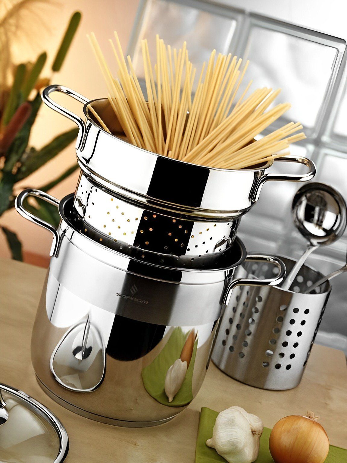 Sofram Topf-Set Soft Spaghettitopf mit Siebeinsatz 5,5L Ø 20cm, Silber, (3-tlg)