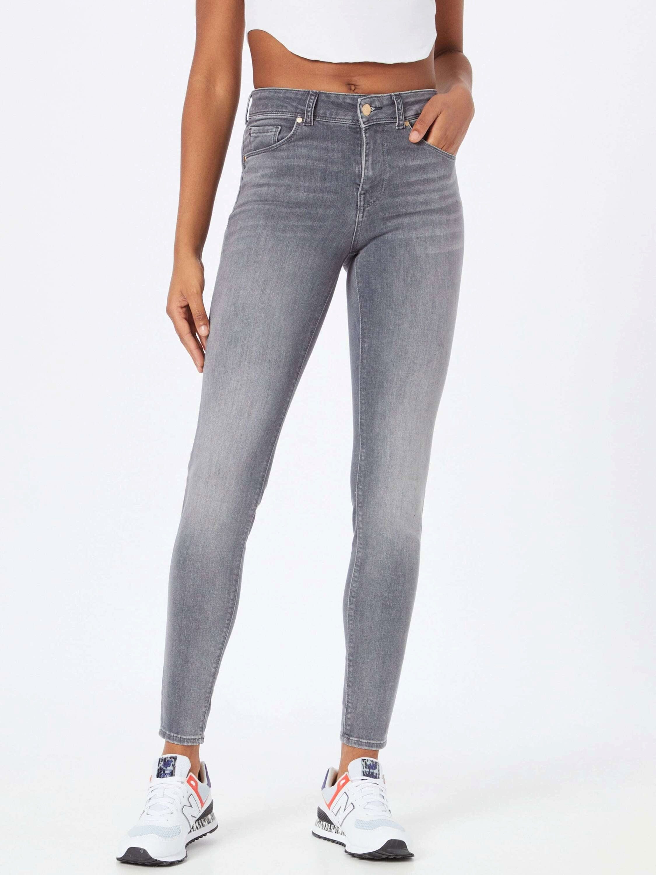 Vero Moda 7/8-Jeans VMLux (1-tlg) Patches günstig online kaufen