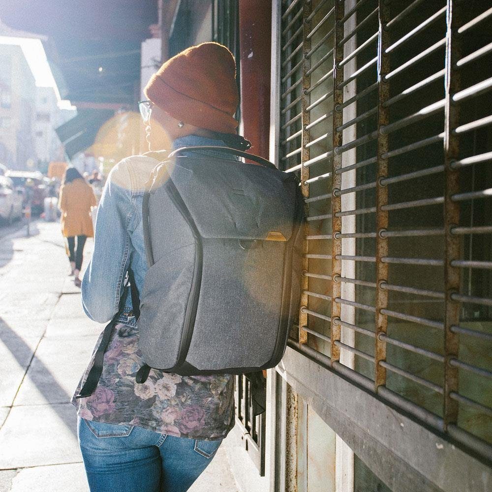 Peak Design Rucksack Everyday Backpack 20L V2 charcoal anthrazit